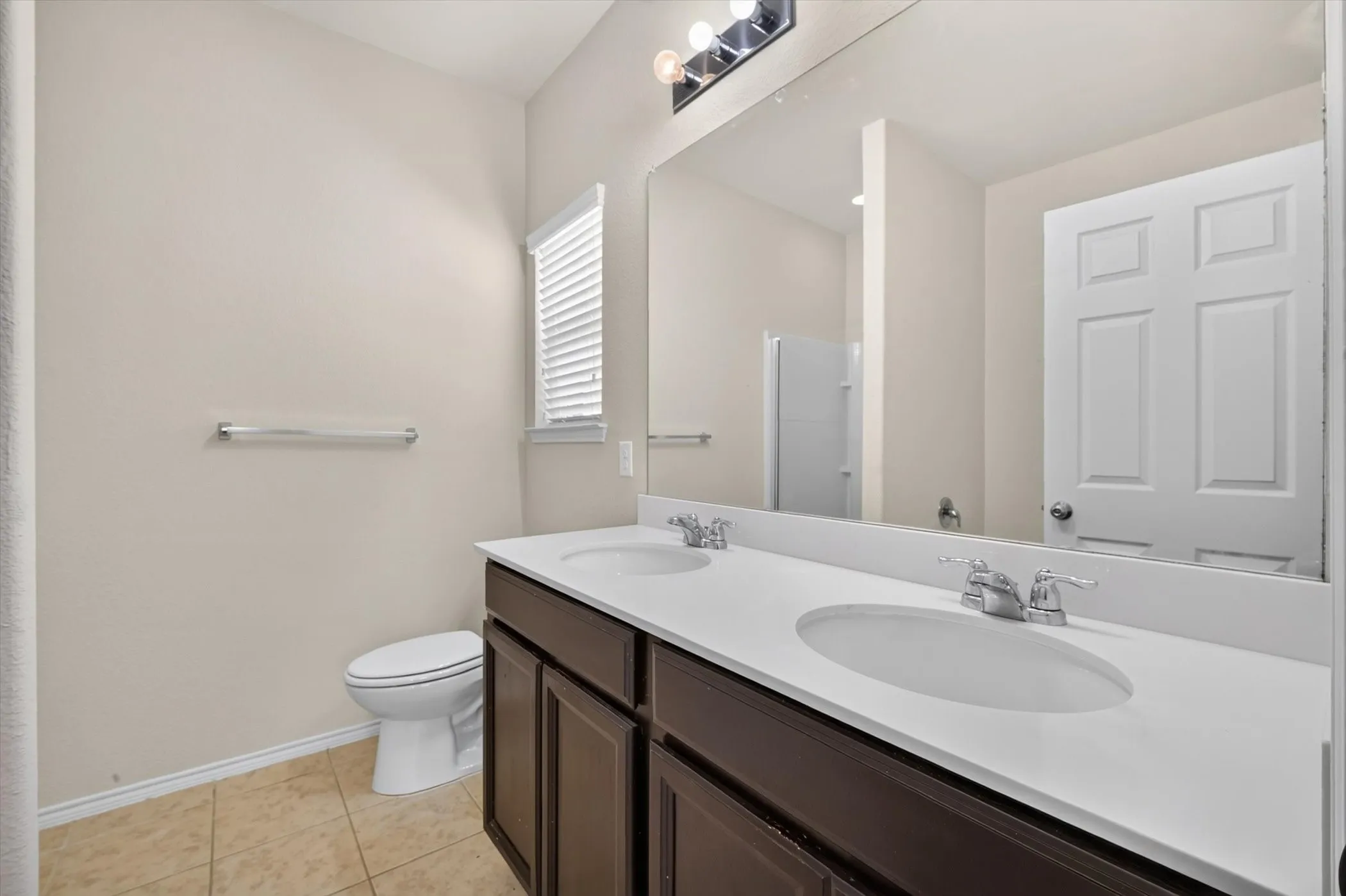Single Family Residence For Sale in Denton County , 3113 Adrian Creek Drive, Little Elm, Texas 75068, 3 Bedroom, 2 Bathroom, 2 Garage spaces, 1,437 Sqft, built in 2017, mls#21312945, Real Estate Agent in Little Elm, Homes For Sale in Denton county, Homes For Sale in Little Elm, Realtor in Little Elm Texas, Real Estate Brokerage Independent Realty Texas, Luminita Cordes Realtor