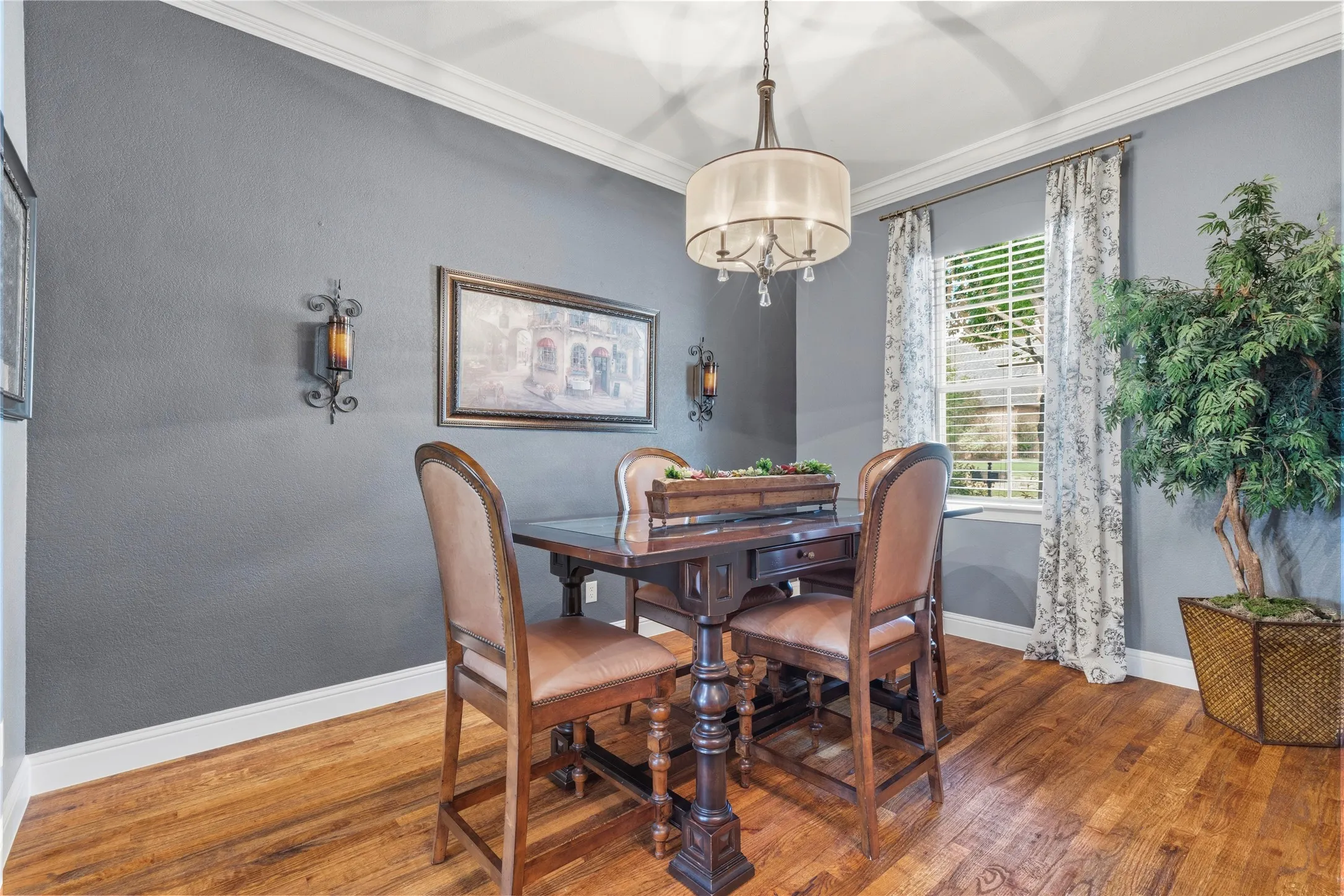 Single Family Residence For Sale in Tarrant County , 7009 Mossycup Lane, North Richland Hills, Texas 76182, 4 Bedroom, 4 Bathroom, 3 Garage spaces, 3,594 Sqft, built in 2005, mls#21313840, Real Estate Agent in North Richland Hills, Homes For Sale in Tarrant county, Homes For Sale in North Richland Hills, Realtor in North Richland Hills Texas, Real Estate Brokerage Independent Realty Texas, Luminita Cordes Realtor