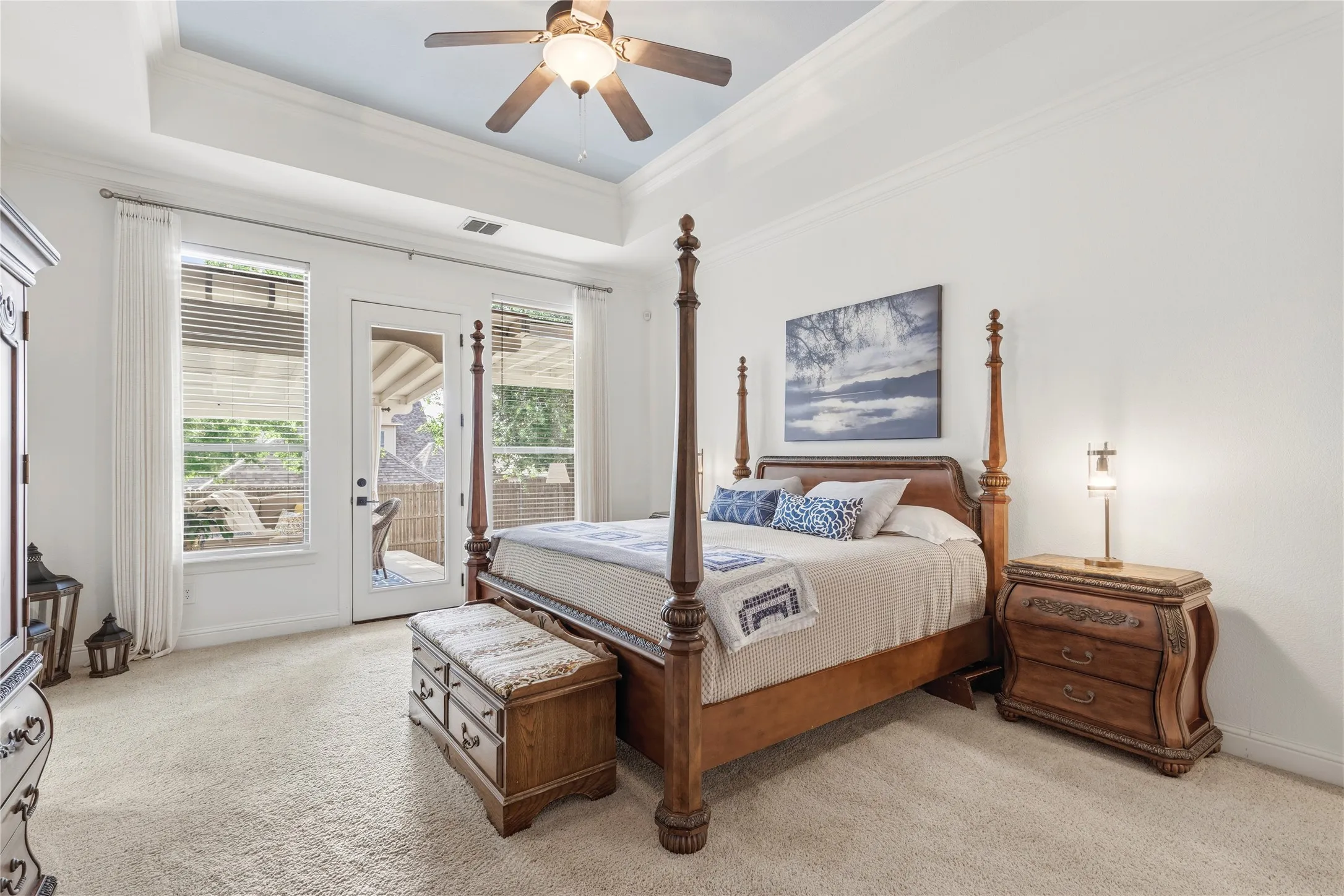 Single Family Residence For Sale in Tarrant County , 7009 Mossycup Lane, North Richland Hills, Texas 76182, 4 Bedroom, 4 Bathroom, 3 Garage spaces, 3,594 Sqft, built in 2005, mls#21313840, Real Estate Agent in North Richland Hills, Homes For Sale in Tarrant county, Homes For Sale in North Richland Hills, Realtor in North Richland Hills Texas, Real Estate Brokerage Independent Realty Texas, Luminita Cordes Realtor