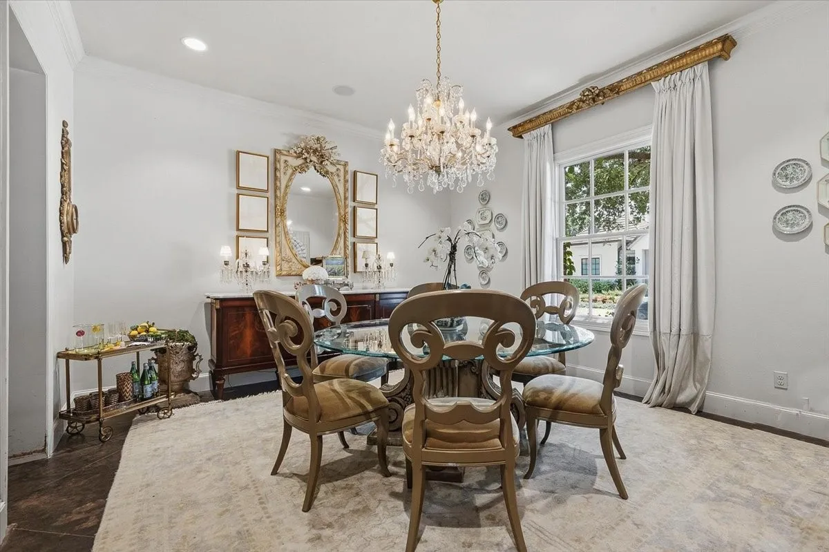 Single Family Residence For Sale in Tarrant County , 628 Deloache Street, Westworth Village, Texas 76114, 3 Bedroom, 5 Bathroom, 2 Garage spaces, 3,467 Sqft, built in 2007, mls#21311620, Real Estate Agent in Westworth Village, Homes For Sale in Tarrant county, Homes For Sale in Westworth Village, Realtor in Westworth Village Texas, Real Estate Brokerage Independent Realty Texas, Luminita Cordes Realtor