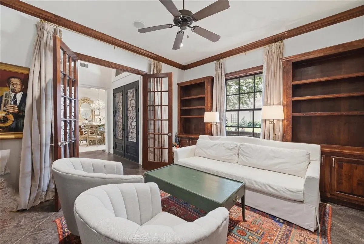 Single Family Residence For Sale in Tarrant County , 628 Deloache Street, Westworth Village, Texas 76114, 3 Bedroom, 5 Bathroom, 2 Garage spaces, 3,467 Sqft, built in 2007, mls#21311620, Real Estate Agent in Westworth Village, Homes For Sale in Tarrant county, Homes For Sale in Westworth Village, Realtor in Westworth Village Texas, Real Estate Brokerage Independent Realty Texas, Luminita Cordes Realtor