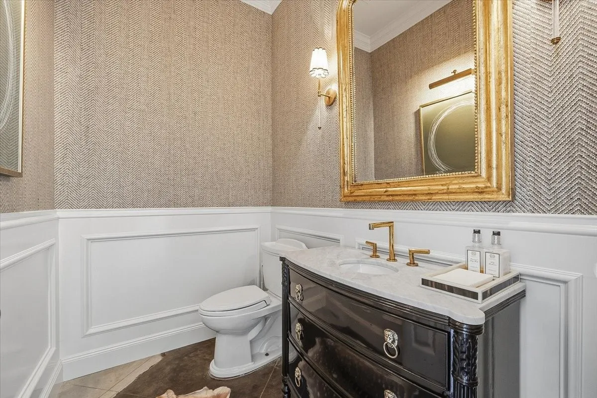 Single Family Residence For Sale in Tarrant County , 628 Deloache Street, Westworth Village, Texas 76114, 3 Bedroom, 5 Bathroom, 2 Garage spaces, 3,467 Sqft, built in 2007, mls#21311620, Real Estate Agent in Westworth Village, Homes For Sale in Tarrant county, Homes For Sale in Westworth Village, Realtor in Westworth Village Texas, Real Estate Brokerage Independent Realty Texas, Luminita Cordes Realtor
