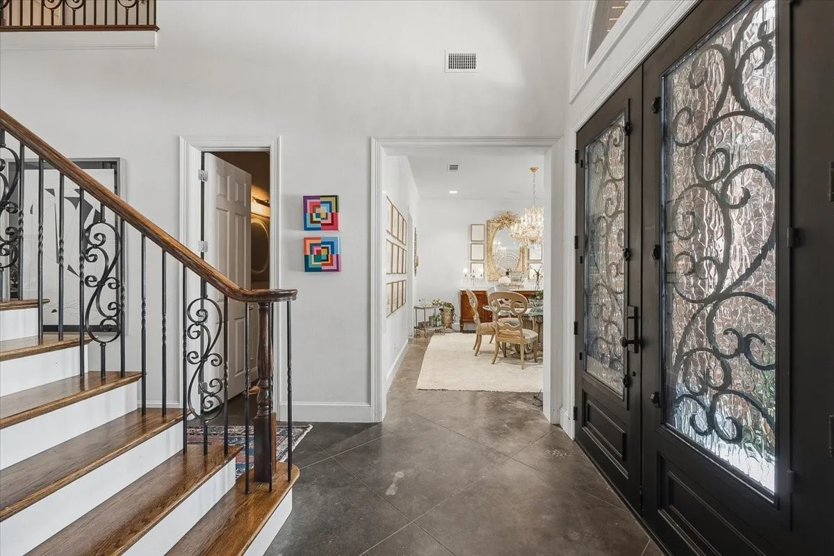 Single Family Residence For Sale in Tarrant County , 628 Deloache Street, Westworth Village, Texas 76114, 3 Bedroom, 5 Bathroom, 2 Garage spaces, 3,467 Sqft, built in 2007, mls#21311620, Real Estate Agent in Westworth Village, Homes For Sale in Tarrant county, Homes For Sale in Westworth Village, Realtor in Westworth Village Texas, Real Estate Brokerage Independent Realty Texas, Luminita Cordes Realtor