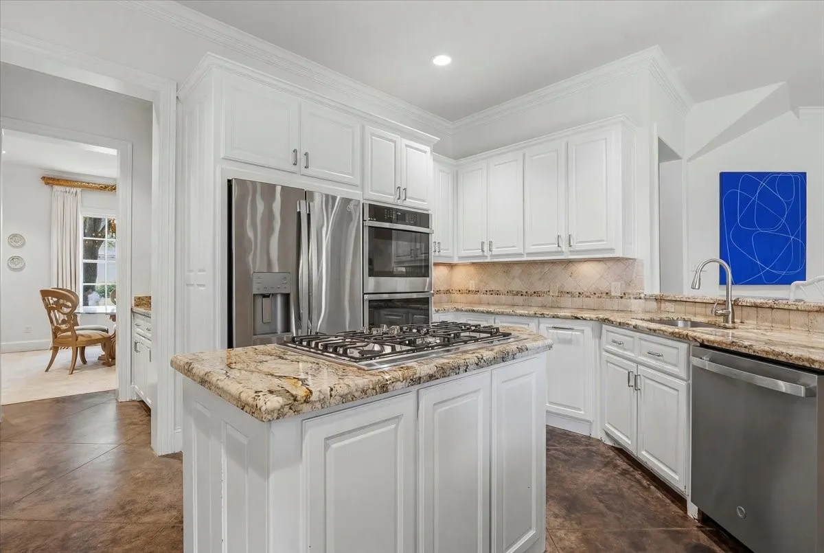 Single Family Residence For Sale in Tarrant County , 628 Deloache Street, Westworth Village, Texas 76114, 3 Bedroom, 5 Bathroom, 2 Garage spaces, 3,467 Sqft, built in 2007, mls#21311620, Real Estate Agent in Westworth Village, Homes For Sale in Tarrant county, Homes For Sale in Westworth Village, Realtor in Westworth Village Texas, Real Estate Brokerage Independent Realty Texas, Luminita Cordes Realtor