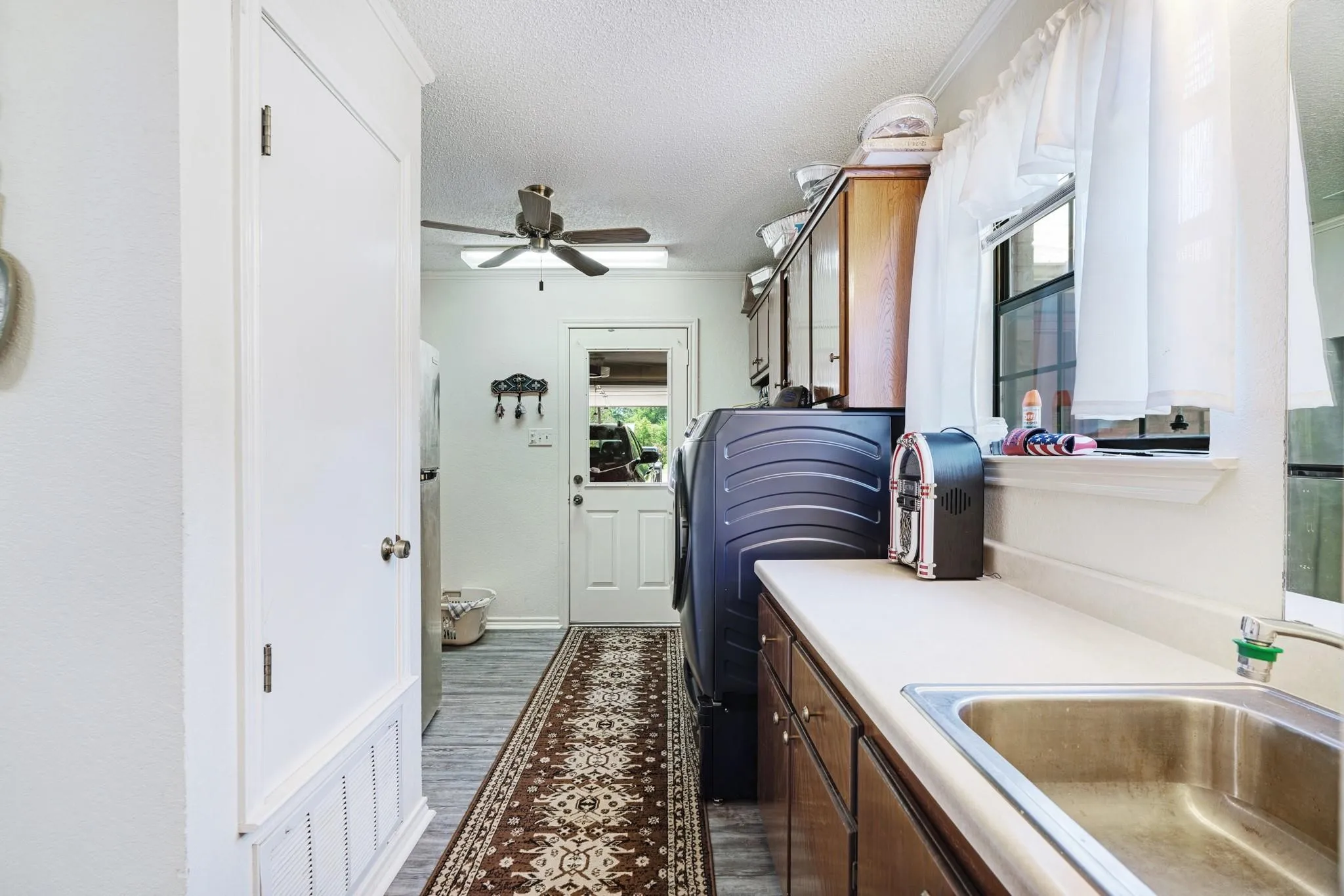 Single Family Residence For Sale in Red River (TX) County , 203 1st Street NW, Detroit, Texas 75436, 3 Bedroom, 2 Bathroom, 2 Garage spaces, 2,260 Sqft, built in 1992, mls#21312161, Real Estate Agent in Detroit, Homes For Sale in Red River (TX) county, Homes For Sale in Detroit, Realtor in Detroit Texas, Real Estate Brokerage Independent Realty Texas, Luminita Cordes Realtor