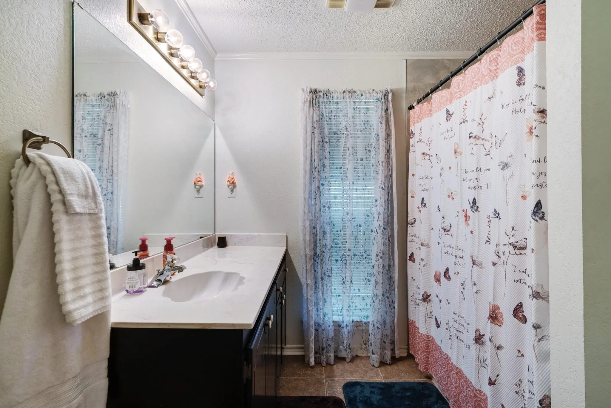 Single Family Residence For Sale in Red River (TX) County , 203 1st Street NW, Detroit, Texas 75436, 3 Bedroom, 2 Bathroom, 2 Garage spaces, 2,260 Sqft, built in 1992, mls#21312161, Real Estate Agent in Detroit, Homes For Sale in Red River (TX) county, Homes For Sale in Detroit, Realtor in Detroit Texas, Real Estate Brokerage Independent Realty Texas, Luminita Cordes Realtor