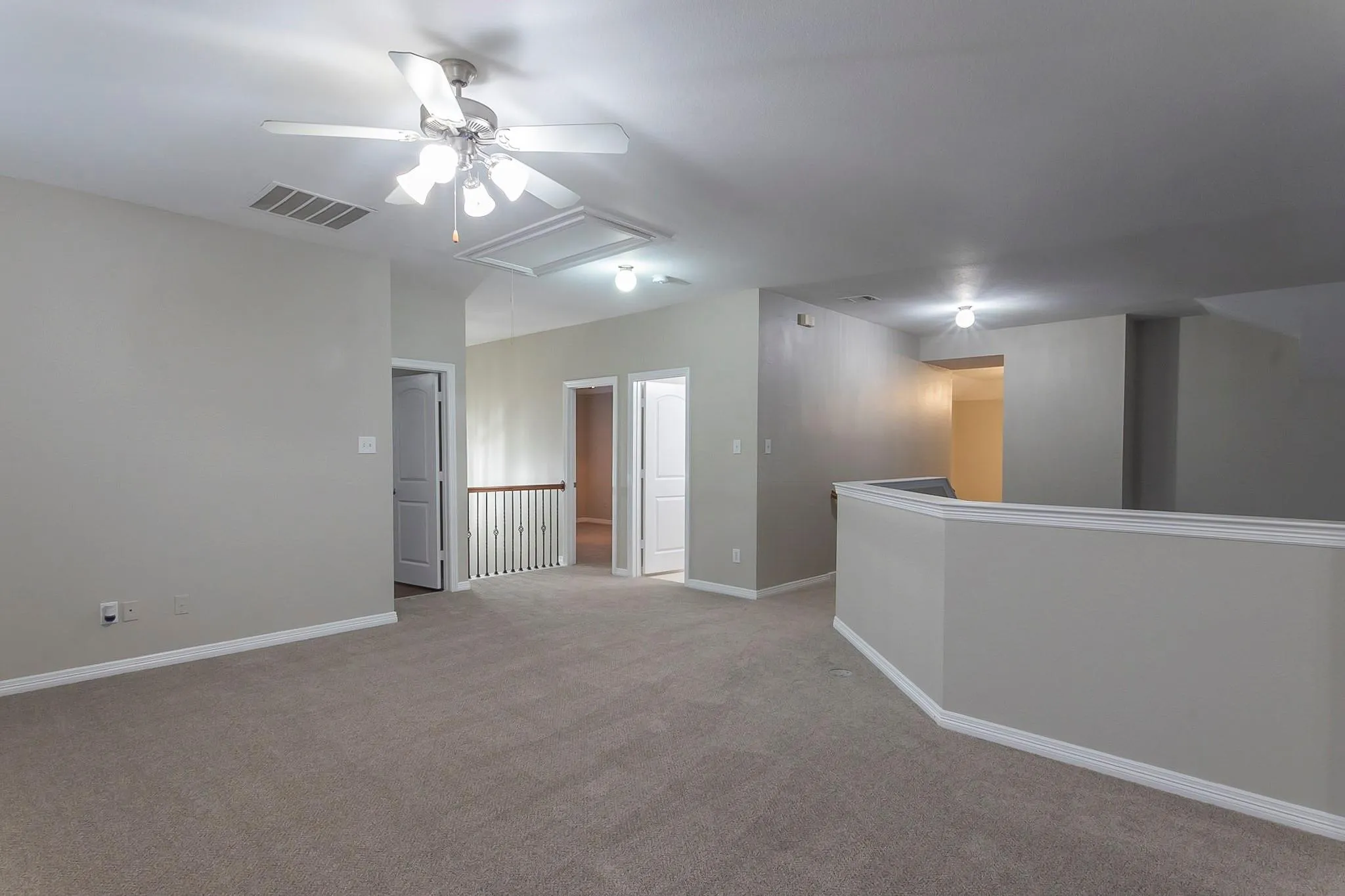 Single Family Residence For Sale in Collin County , 2907 Abby Lane, Wylie, Texas 75098, 4 Bedrooms, 3 Bathrooms, 2 Garage spaces, 3,437 Sqft, built in 2006, Price $499,000, mls#21313825, Real Estate Agent in Wylie, Homes For Sale in Collin county, Homes For Sale in Wylie, Realtor in Wylie Texas, Real Estate Brokerage Independent Realty Texas, Luminita Cordes Realtor