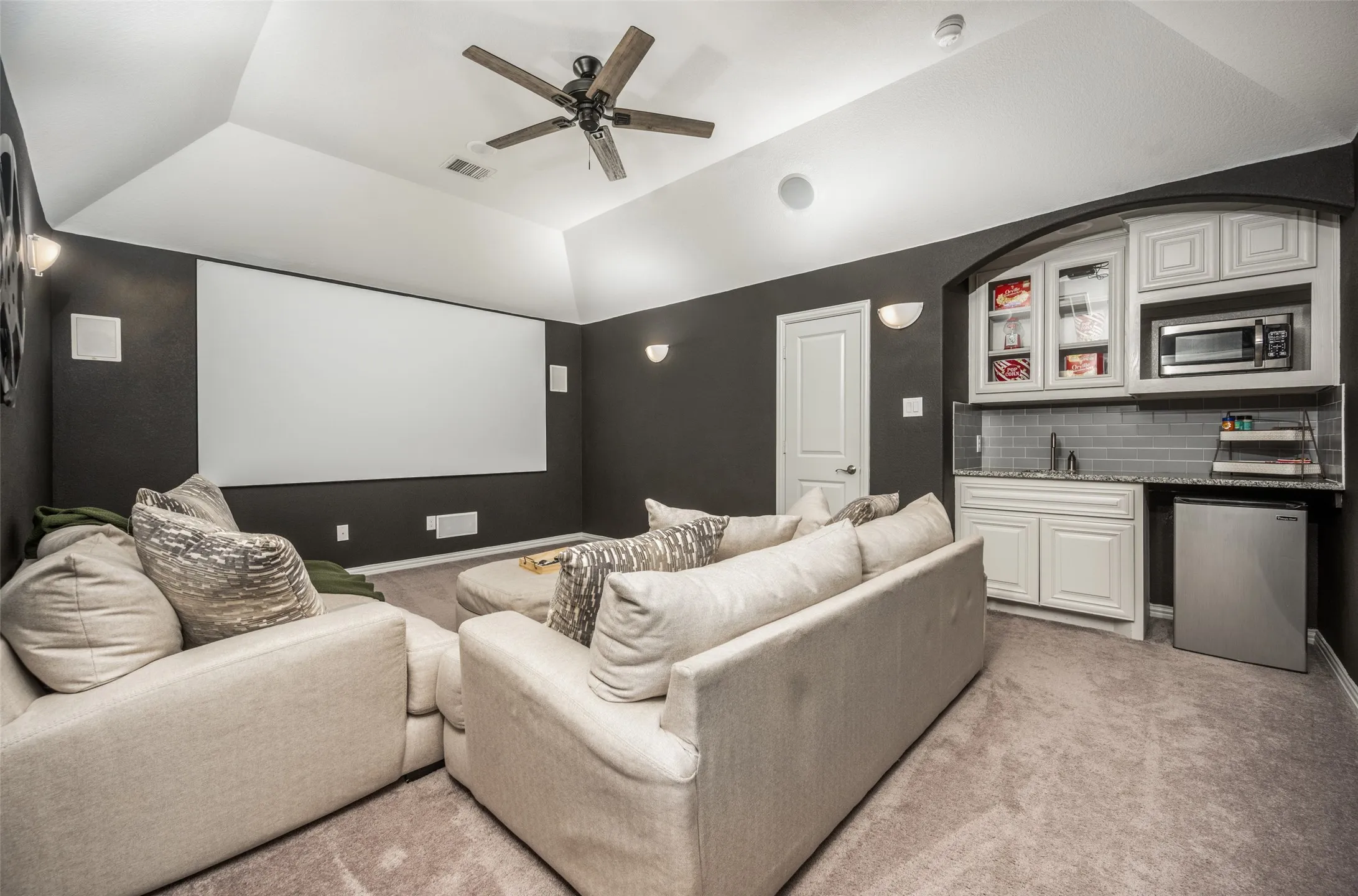 Single Family Residence For Sale in Denton County , 508 Westcreek Lane, Northlake, Texas 76226, 5 Bedroom, 5 Bathroom, 3 Garage spaces, 4,063 Sqft, built in 2018, mls#21312971, Real Estate Agent in Northlake, Homes For Sale in Denton county, Homes For Sale in Northlake, Realtor in Northlake Texas, Real Estate Brokerage Independent Realty Texas, Luminita Cordes Realtor