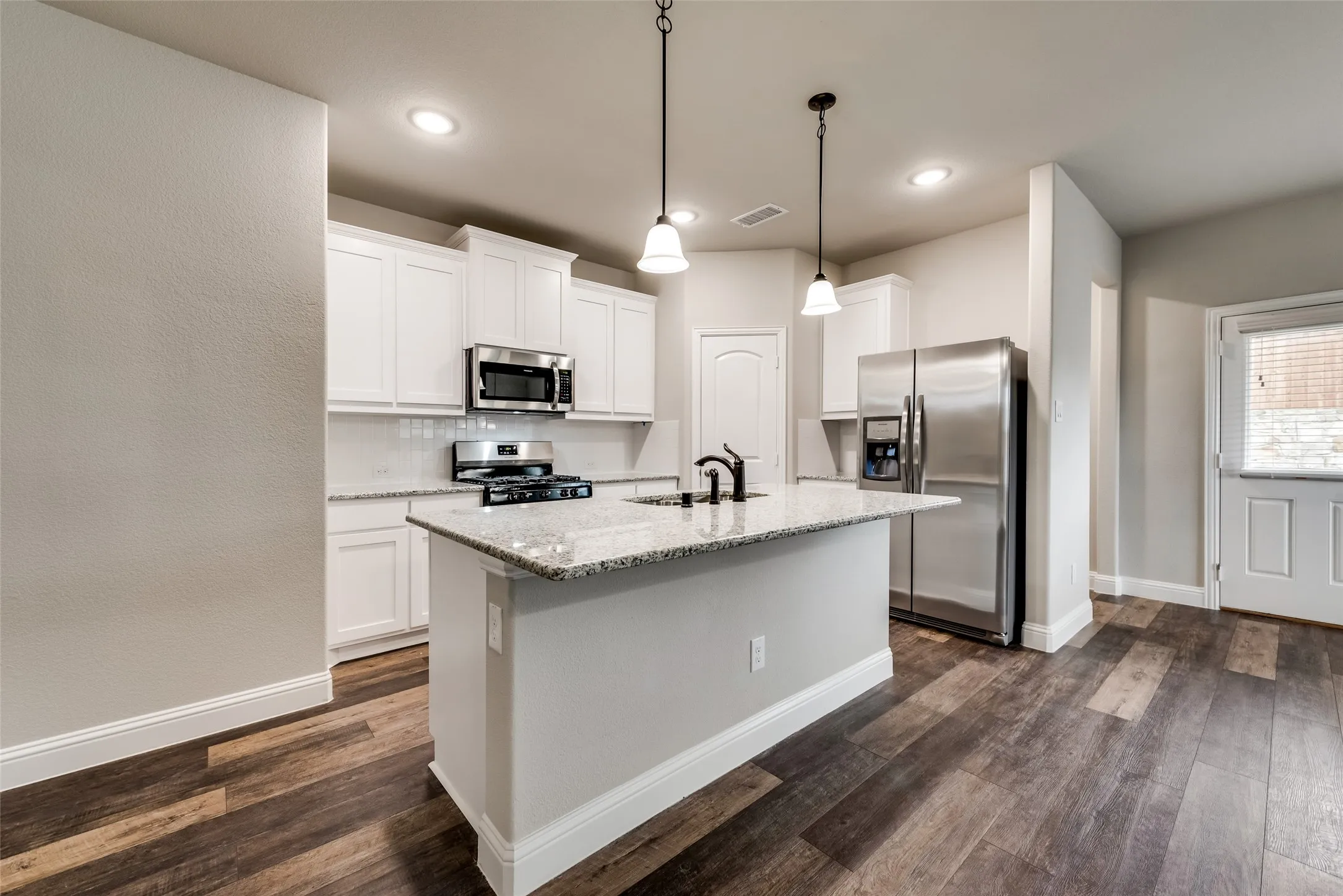 Single Family Residence For Rent in Rockwall County , 1523 Charismatic Court, Rockwall, Texas 75032, 4 Bedroom, 2 Bathroom, 2 Garage spaces, 1,824 Sqft, built in 2020, mls#21313873, Real Estate Agent in Rockwall, Homes For Rent in Rockwall county, Homes For Rent in Rockwall, Realtor in Rockwall Texas, Real Estate Brokerage Independent Realty Texas, Luminita Cordes Realtor