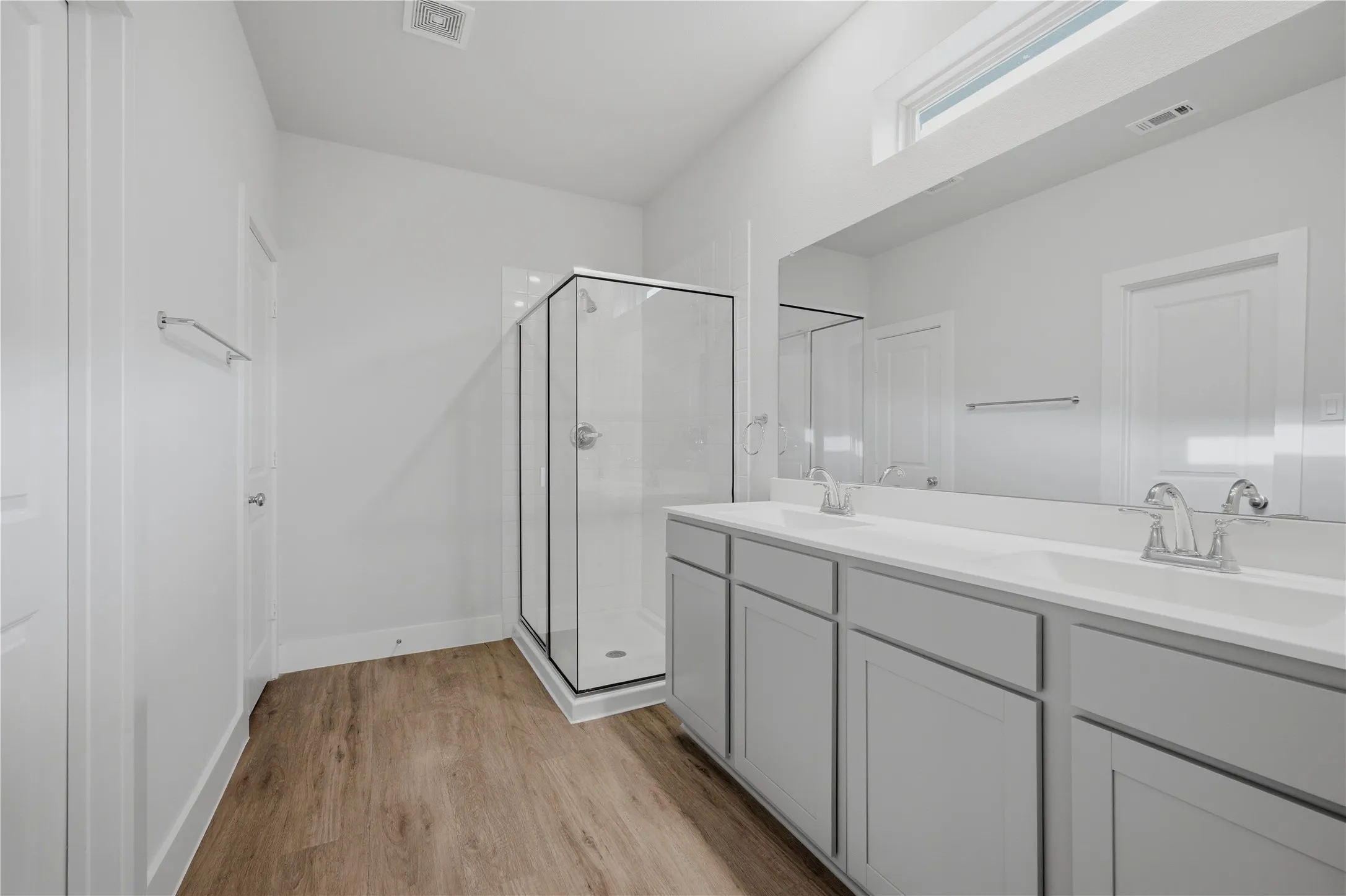 Single Family Residence For Sale in Kaufman County , 1364 Chisos Way, Forney, Texas 75126, 3 Bedroom, 2 Bathroom, 2 Garage spaces, 1,572 Sqft, built in 2024, mls#21308959, Real Estate Agent in Forney, Homes For Sale in Kaufman county, Homes For Sale in Forney, Realtor in Forney Texas, Real Estate Brokerage Independent Realty Texas, Luminita Cordes Realtor
