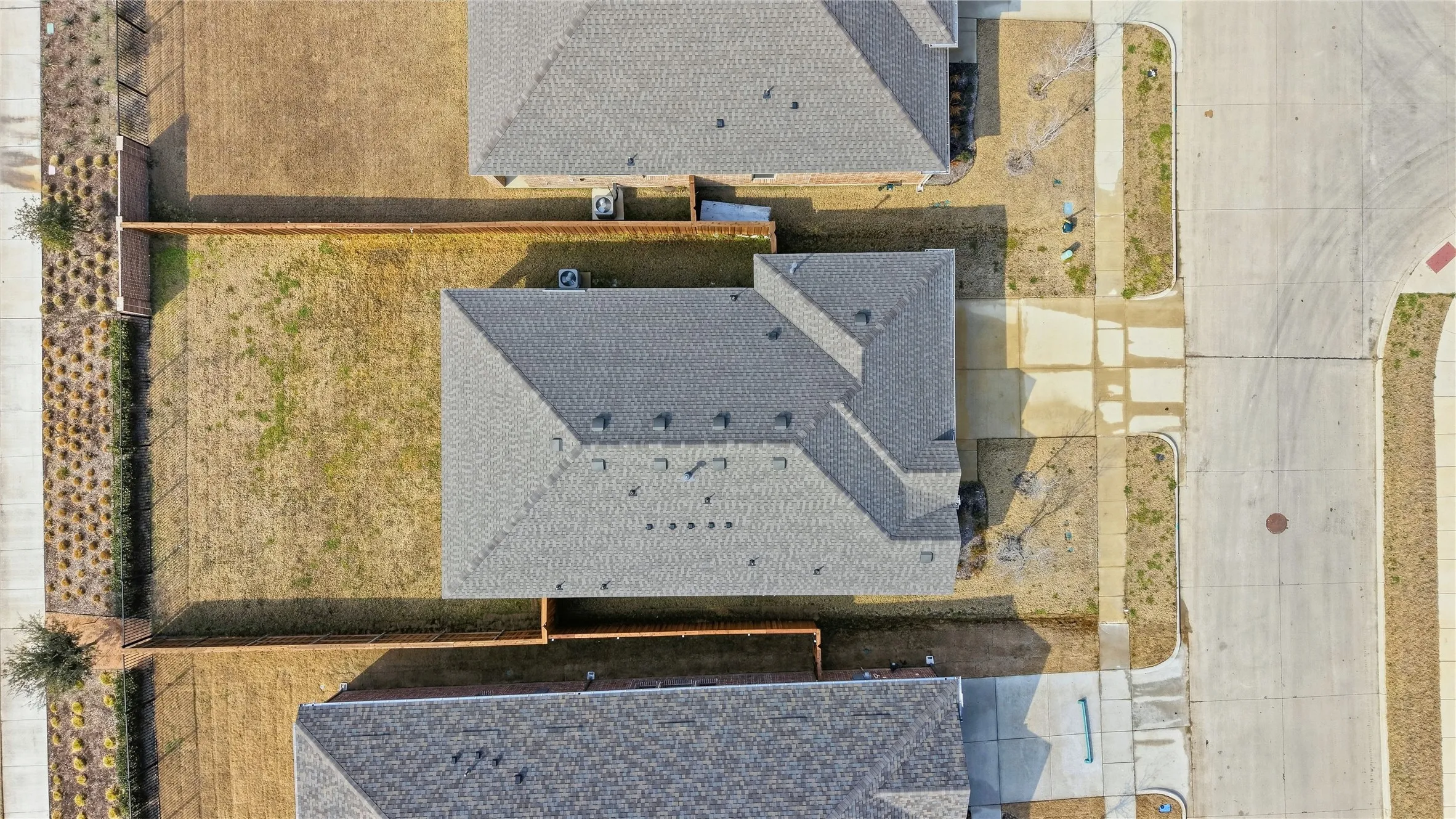 Single Family Residence For Sale in Kaufman County , 1364 Chisos Way, Forney, Texas 75126, 3 Bedroom, 2 Bathroom, 2 Garage spaces, 1,572 Sqft, built in 2024, mls#21308959, Real Estate Agent in Forney, Homes For Sale in Kaufman county, Homes For Sale in Forney, Realtor in Forney Texas, Real Estate Brokerage Independent Realty Texas, Luminita Cordes Realtor