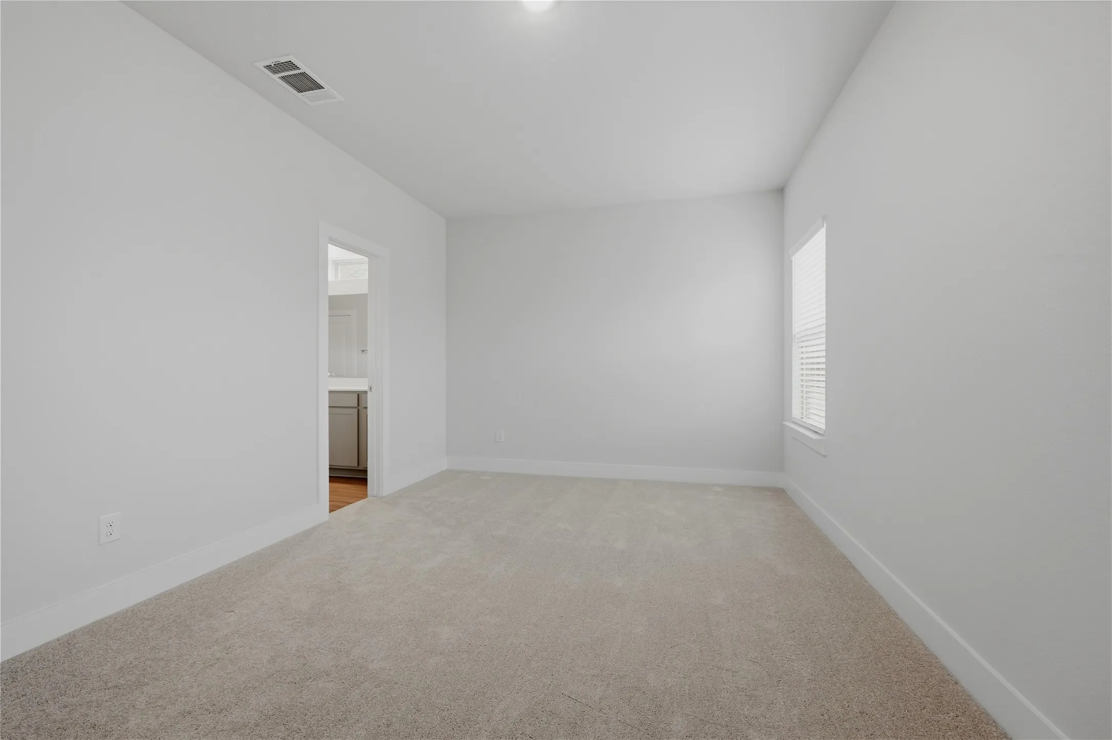 Single Family Residence For Sale in Kaufman County , 1364 Chisos Way, Forney, Texas 75126, 3 Bedroom, 2 Bathroom, 2 Garage spaces, 1,572 Sqft, built in 2024, mls#21308959, Real Estate Agent in Forney, Homes For Sale in Kaufman county, Homes For Sale in Forney, Realtor in Forney Texas, Real Estate Brokerage Independent Realty Texas, Luminita Cordes Realtor