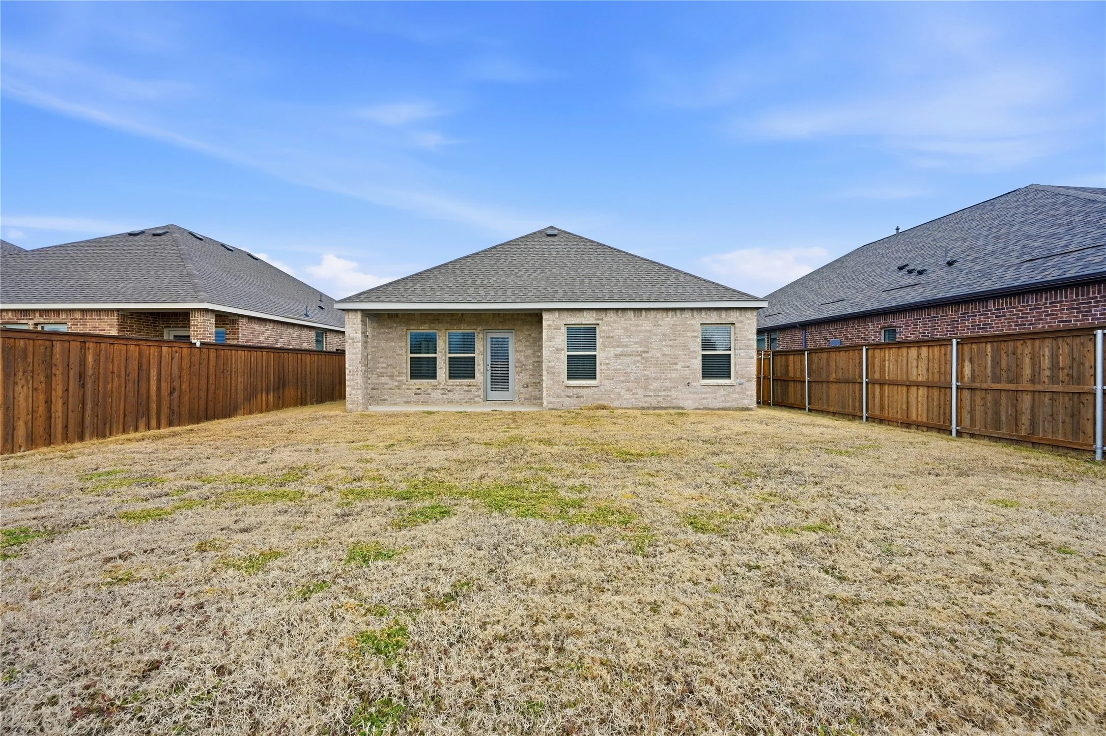 Single Family Residence For Sale in Kaufman County , 1364 Chisos Way, Forney, Texas 75126, 3 Bedroom, 2 Bathroom, 2 Garage spaces, 1,572 Sqft, built in 2024, mls#21308959, Real Estate Agent in Forney, Homes For Sale in Kaufman county, Homes For Sale in Forney, Realtor in Forney Texas, Real Estate Brokerage Independent Realty Texas, Luminita Cordes Realtor
