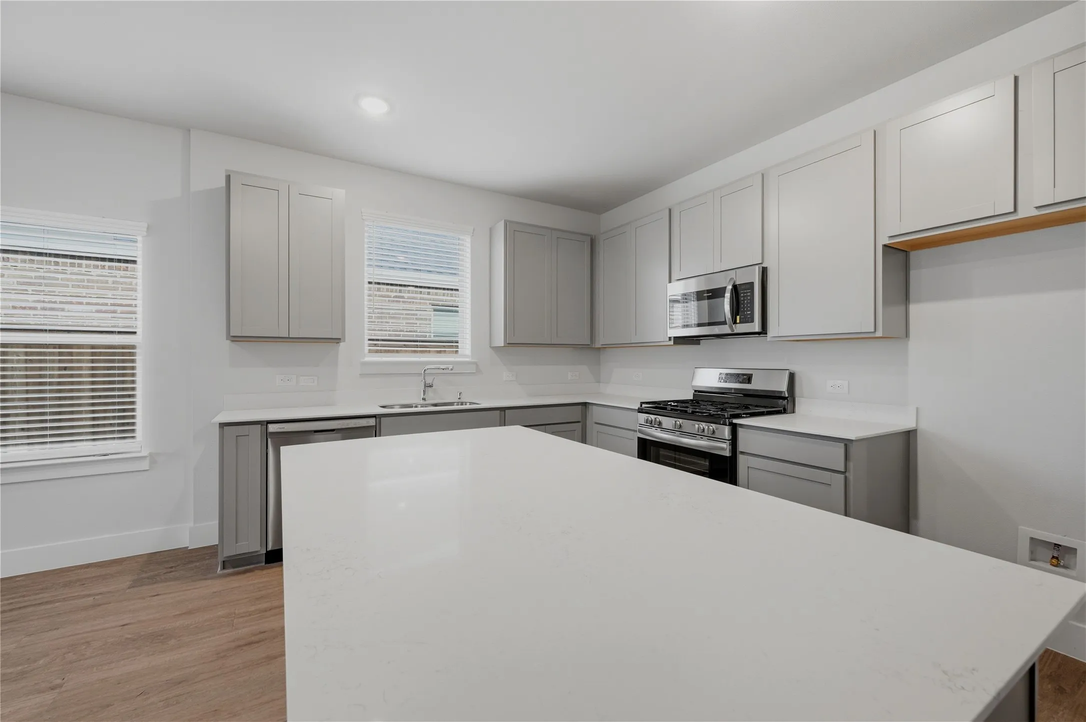 Single Family Residence For Sale in Kaufman County , 1364 Chisos Way, Forney, Texas 75126, 3 Bedroom, 2 Bathroom, 2 Garage spaces, 1,572 Sqft, built in 2024, mls#21308959, Real Estate Agent in Forney, Homes For Sale in Kaufman county, Homes For Sale in Forney, Realtor in Forney Texas, Real Estate Brokerage Independent Realty Texas, Luminita Cordes Realtor