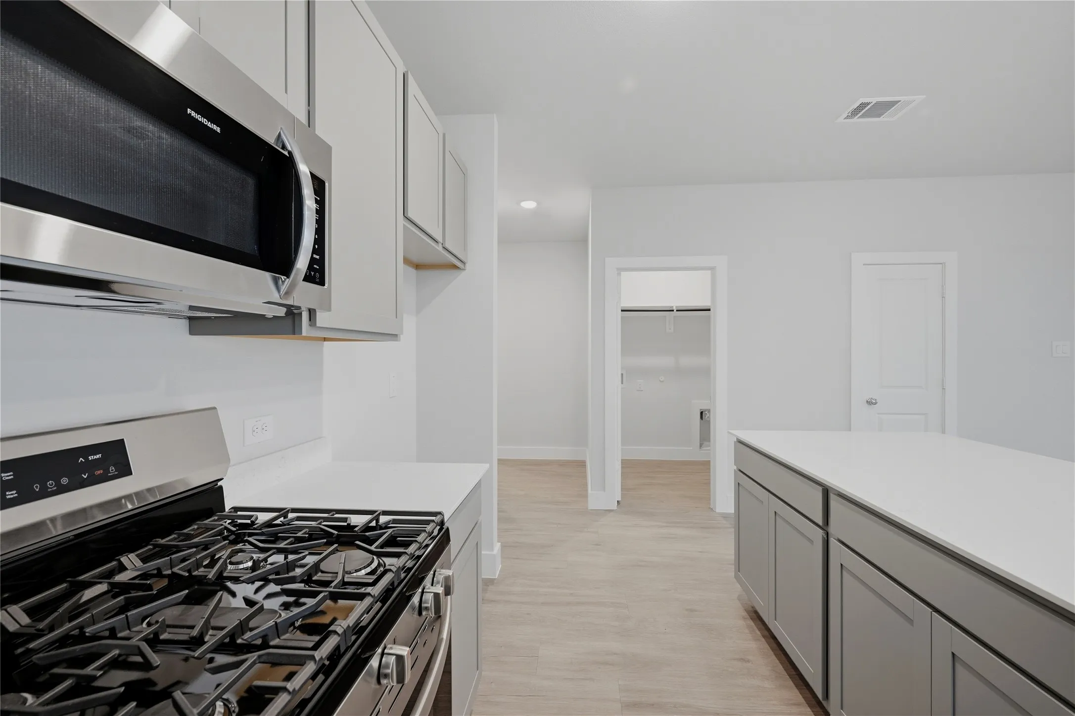 Single Family Residence For Sale in Kaufman County , 1364 Chisos Way, Forney, Texas 75126, 3 Bedroom, 2 Bathroom, 2 Garage spaces, 1,572 Sqft, built in 2024, mls#21308959, Real Estate Agent in Forney, Homes For Sale in Kaufman county, Homes For Sale in Forney, Realtor in Forney Texas, Real Estate Brokerage Independent Realty Texas, Luminita Cordes Realtor