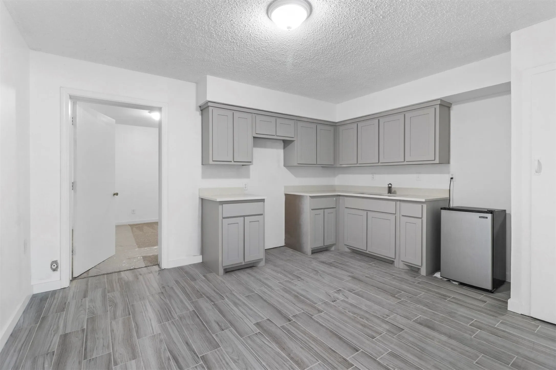 Single Family Residence For Sale in Kaufman County , 215 Pole Bridge Road, Seagoville, Texas 75159, 3 Bedroom, 2 Bathroom, 2 Garage spaces, 2,808 Sqft, built in 1979, mls#21304749, Real Estate Agent in Seagoville, Homes For Sale in Kaufman county, Homes For Sale in Seagoville, Realtor in Seagoville Texas, Real Estate Brokerage Independent Realty Texas, Luminita Cordes Realtor