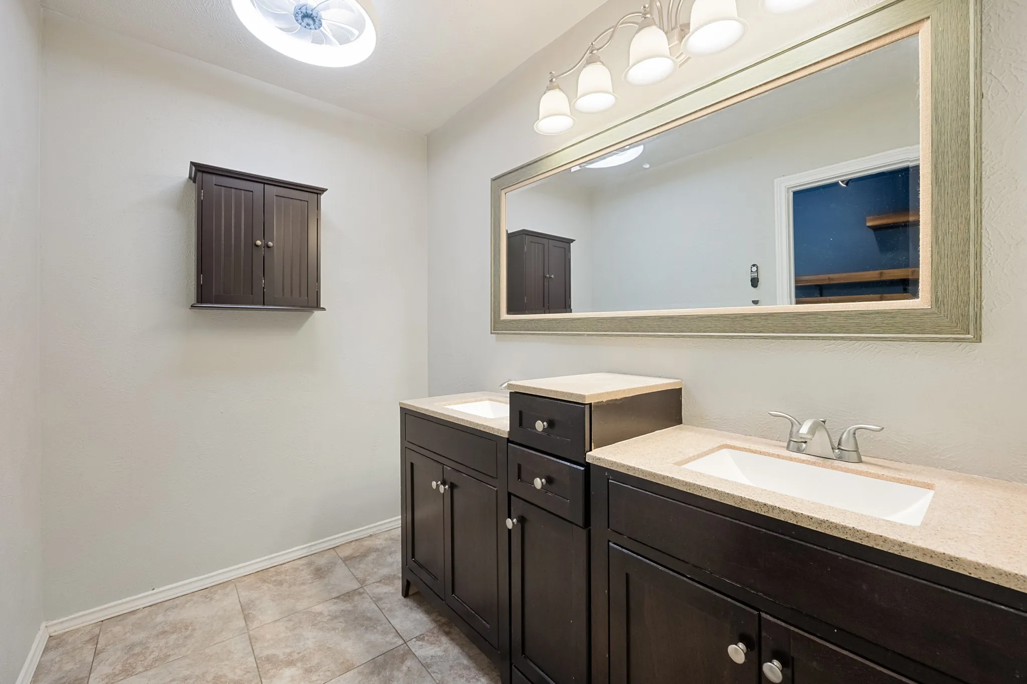 Single Family Residence For Sale in Collin County , 1904 Ports O Call Drive, Plano, Texas 75075, 4 Bedroom, 2 Bathroom, 2 Garage spaces, 2,055 Sqft, built in 1974, mls#21312097, Real Estate Agent in Plano, Homes For Sale in Collin county, Homes For Sale in Plano, Realtor in Plano Texas, Real Estate Brokerage Independent Realty Texas, Luminita Cordes Realtor