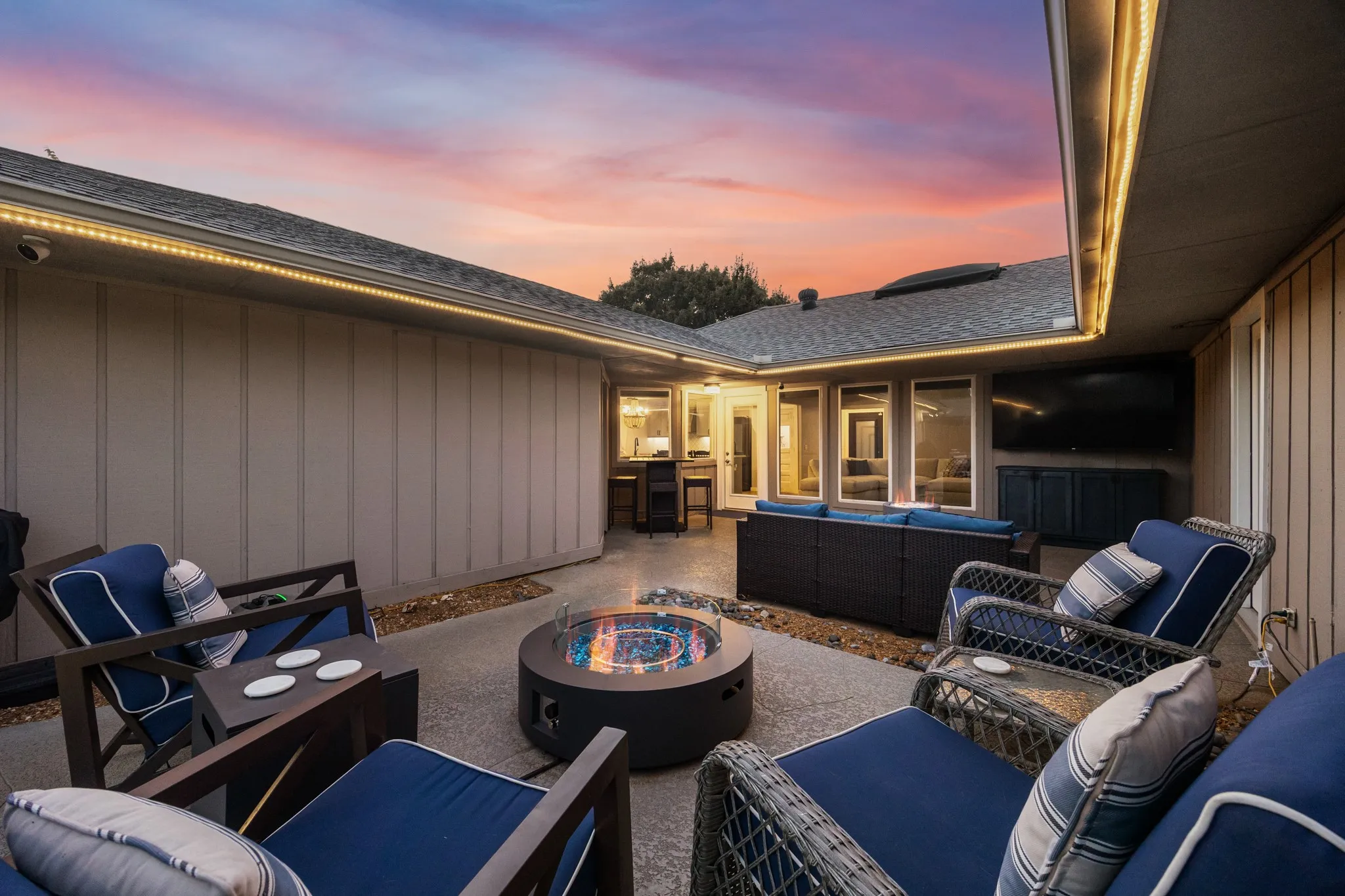 Single Family Residence For Sale in Collin County , 1904 Ports O Call Drive, Plano, Texas 75075, 4 Bedroom, 2 Bathroom, 2 Garage spaces, 2,055 Sqft, built in 1974, mls#21312097, Real Estate Agent in Plano, Homes For Sale in Collin county, Homes For Sale in Plano, Realtor in Plano Texas, Real Estate Brokerage Independent Realty Texas, Luminita Cordes Realtor