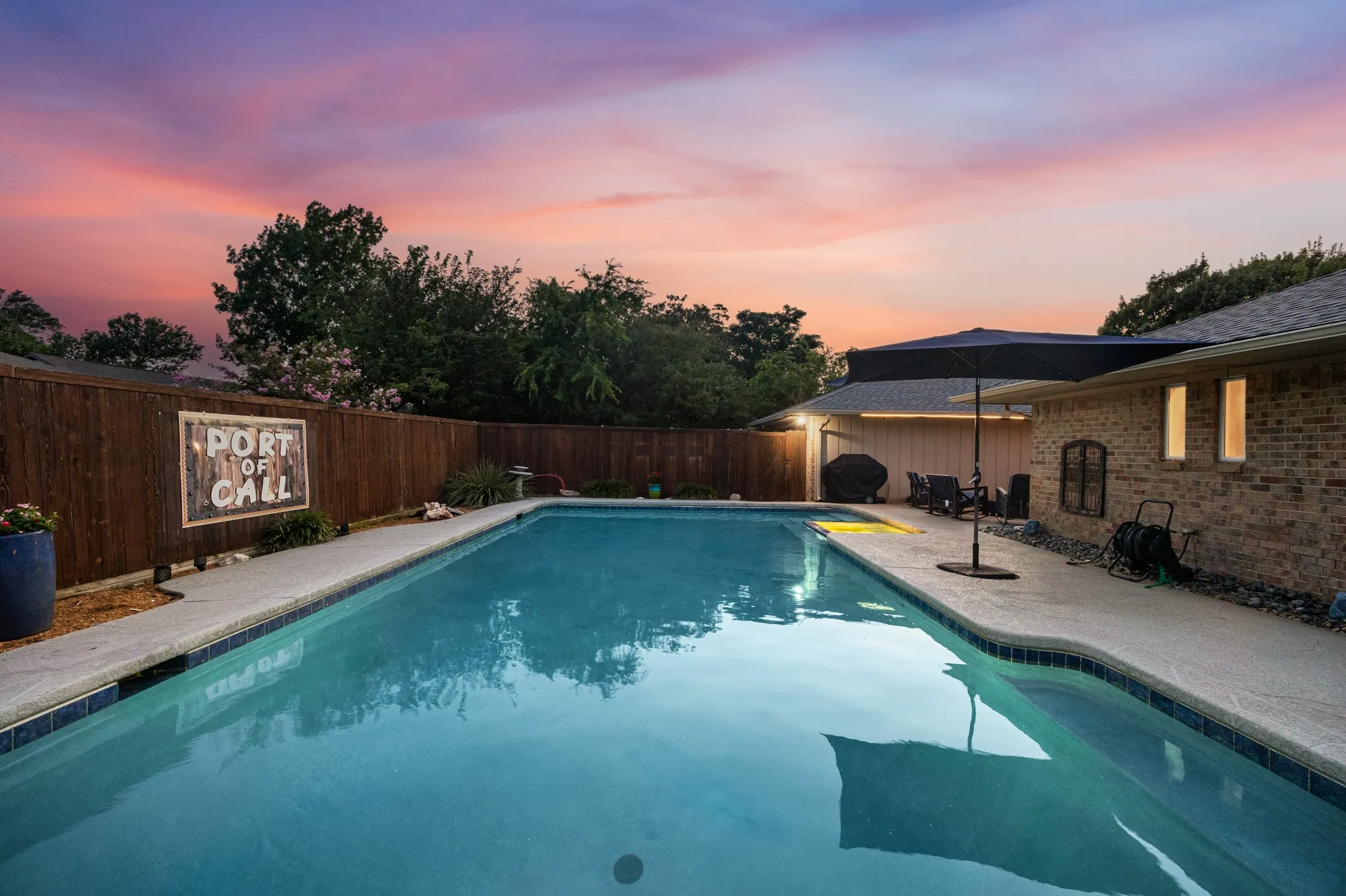 Single Family Residence For Sale in Collin County , 1904 Ports O Call Drive, Plano, Texas 75075, 4 Bedroom, 2 Bathroom, 2 Garage spaces, 2,055 Sqft, built in 1974, mls#21312097, Real Estate Agent in Plano, Homes For Sale in Collin county, Homes For Sale in Plano, Realtor in Plano Texas, Real Estate Brokerage Independent Realty Texas, Luminita Cordes Realtor