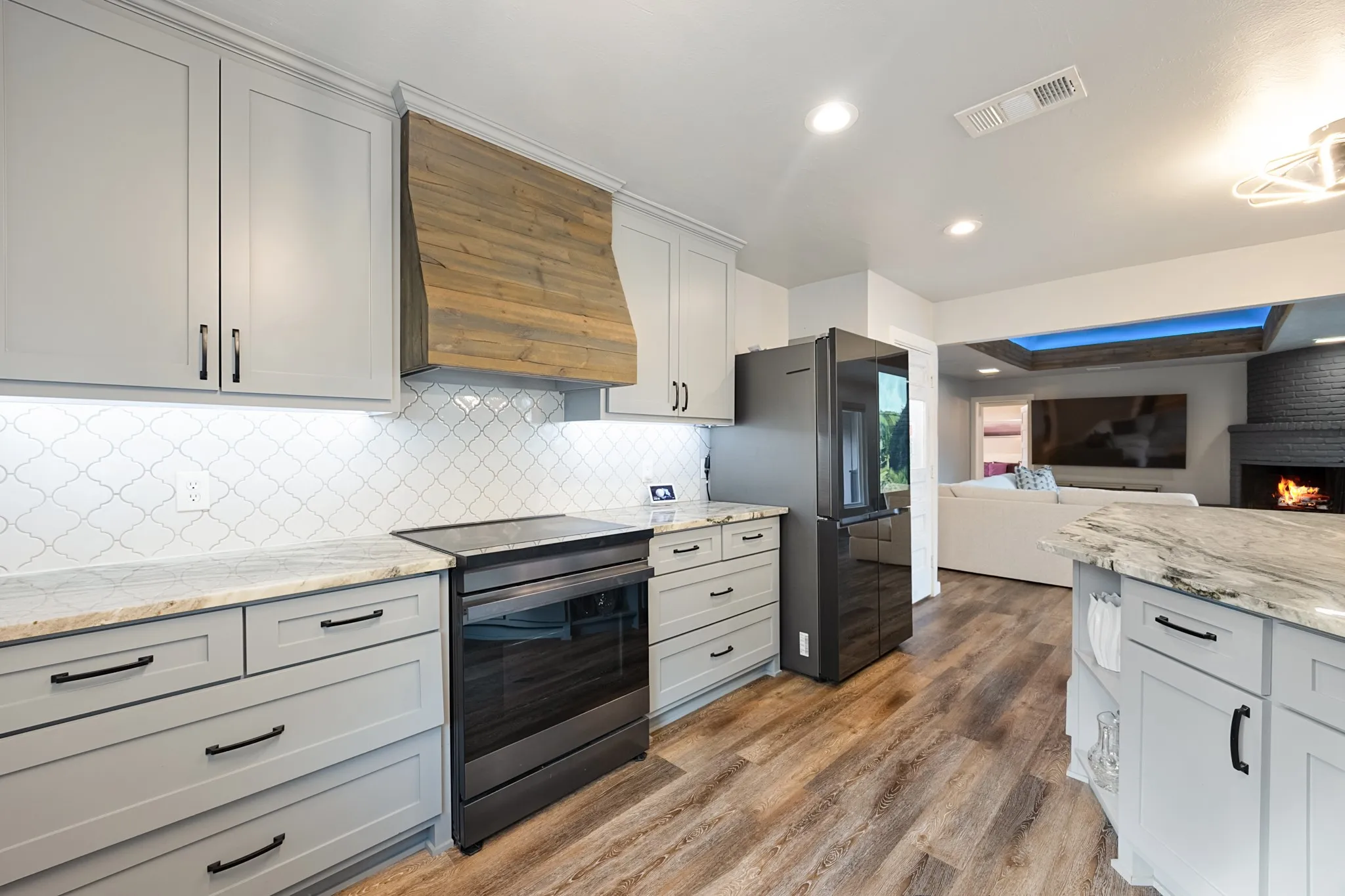 Single Family Residence For Sale in Collin County , 1904 Ports O Call Drive, Plano, Texas 75075, 4 Bedroom, 2 Bathroom, 2 Garage spaces, 2,055 Sqft, built in 1974, mls#21312097, Real Estate Agent in Plano, Homes For Sale in Collin county, Homes For Sale in Plano, Realtor in Plano Texas, Real Estate Brokerage Independent Realty Texas, Luminita Cordes Realtor
