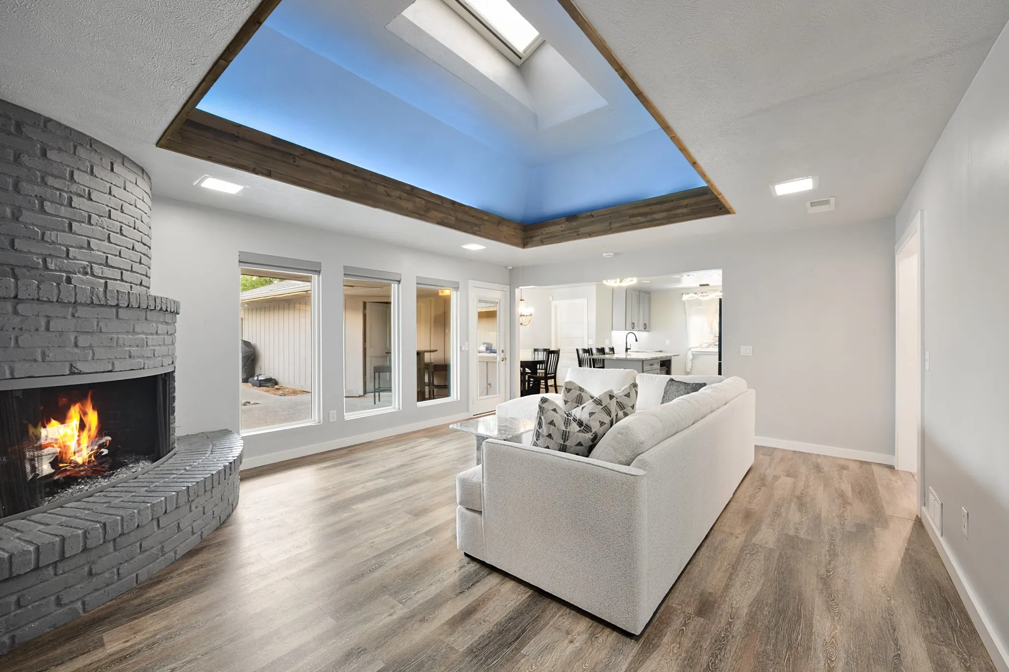 Single Family Residence For Sale in Collin County , 1904 Ports O Call Drive, Plano, Texas 75075, 4 Bedroom, 2 Bathroom, 2 Garage spaces, 2,055 Sqft, built in 1974, mls#21312097, Real Estate Agent in Plano, Homes For Sale in Collin county, Homes For Sale in Plano, Realtor in Plano Texas, Real Estate Brokerage Independent Realty Texas, Luminita Cordes Realtor