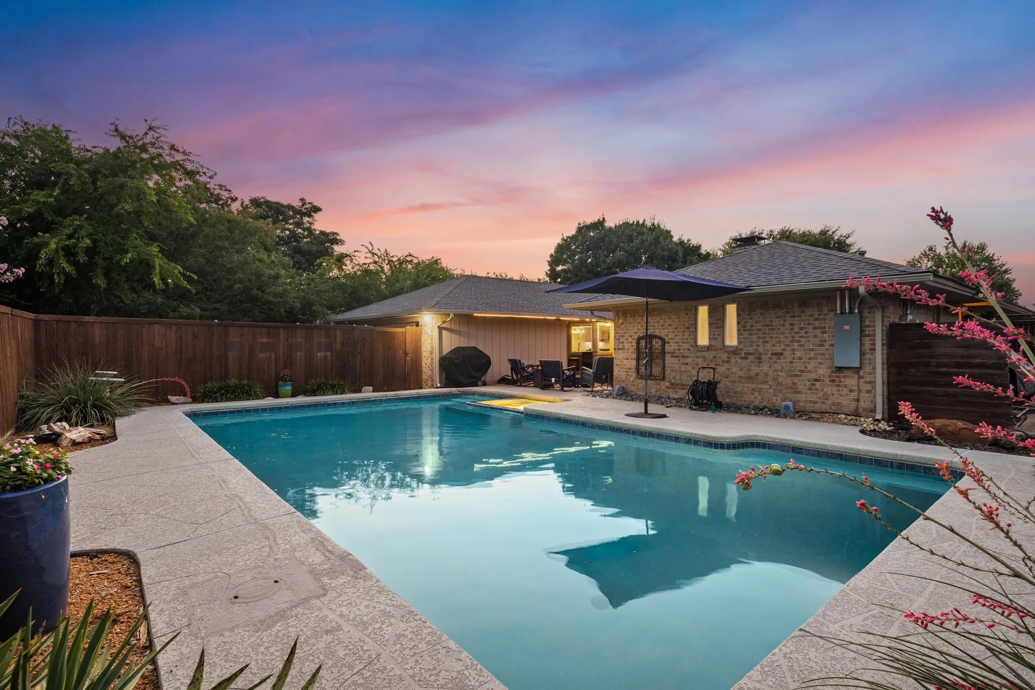 Single Family Residence For Sale in Collin County , 1904 Ports O Call Drive, Plano, Texas 75075, 4 Bedroom, 2 Bathroom, 2 Garage spaces, 2,055 Sqft, built in 1974, mls#21312097, Real Estate Agent in Plano, Homes For Sale in Collin county, Homes For Sale in Plano, Realtor in Plano Texas, Real Estate Brokerage Independent Realty Texas, Luminita Cordes Realtor
