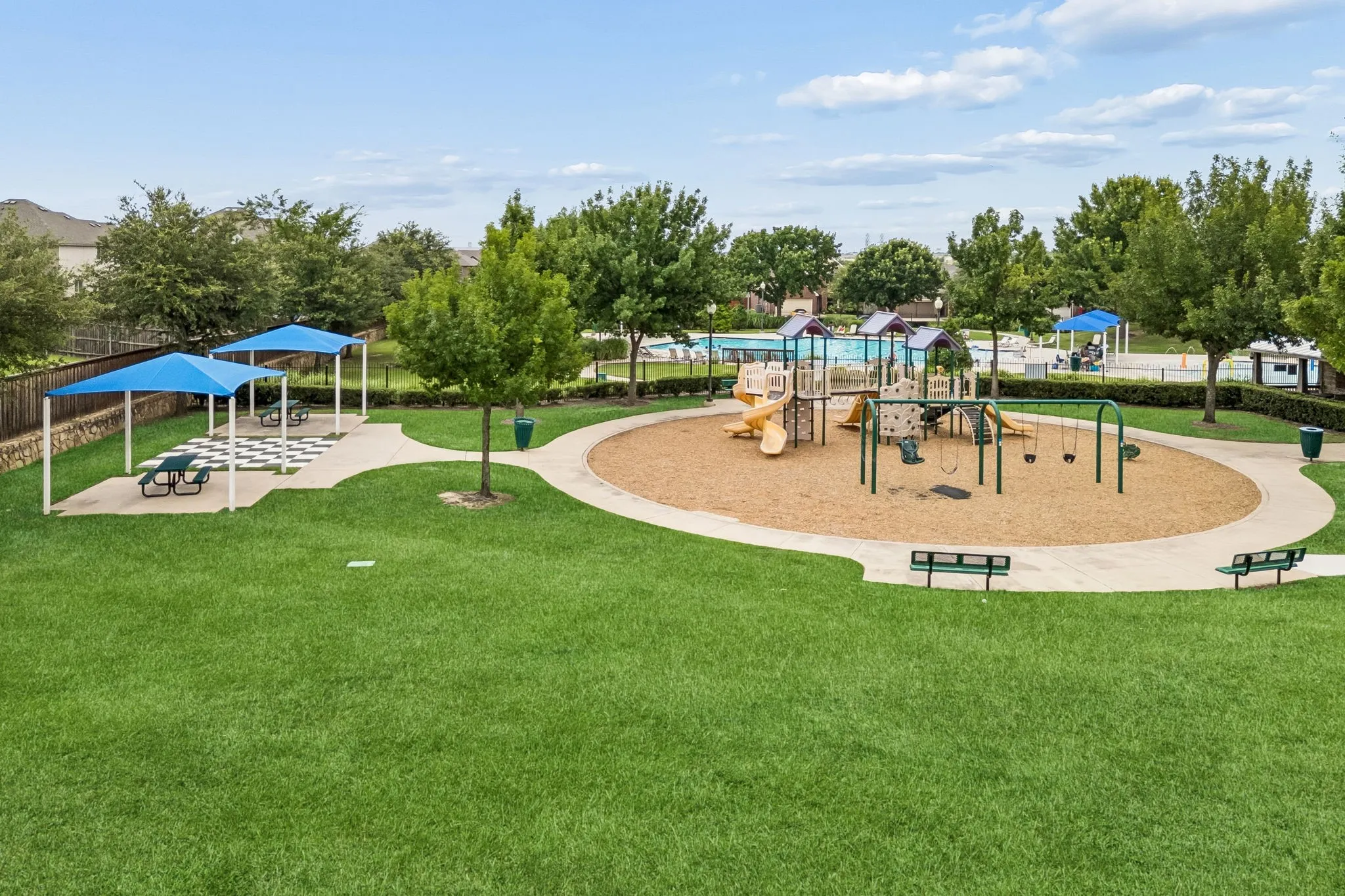Single Family Residence For Sale in Tarrant County , 636 Fox View Drive, Fort Worth, Texas 76131, 4 Bedroom, 2 Bathroom, 2 Garage spaces, 2,208 Sqft, built in 2019, mls#21310067, Real Estate Agent in Fort Worth, Homes For Sale in Tarrant county, Homes For Sale in Fort Worth, Realtor in Fort Worth Texas, Real Estate Brokerage Independent Realty Texas, Luminita Cordes Realtor