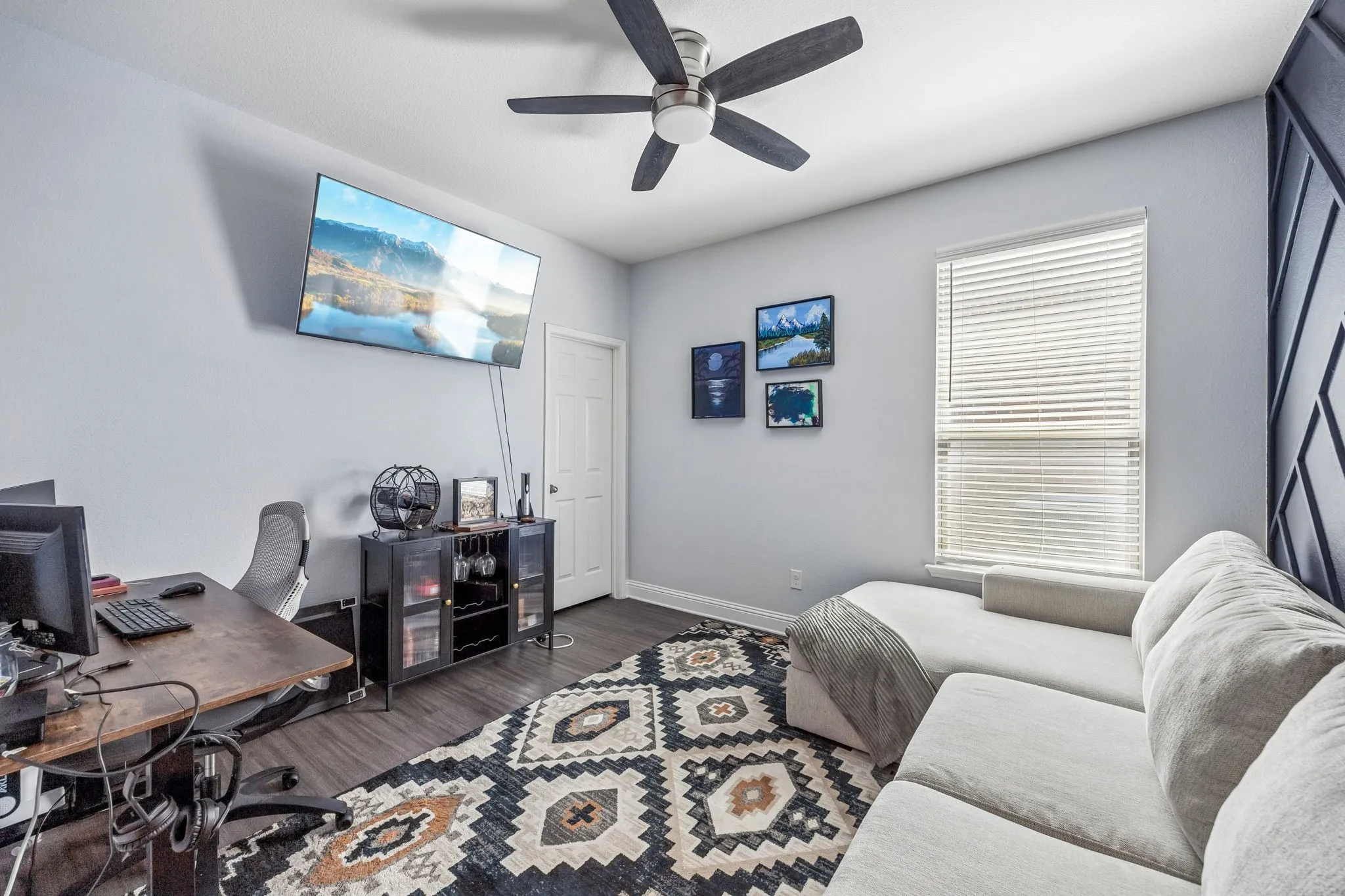 Single Family Residence For Sale in Tarrant County , 636 Fox View Drive, Fort Worth, Texas 76131, 4 Bedroom, 2 Bathroom, 2 Garage spaces, 2,208 Sqft, built in 2019, mls#21310067, Real Estate Agent in Fort Worth, Homes For Sale in Tarrant county, Homes For Sale in Fort Worth, Realtor in Fort Worth Texas, Real Estate Brokerage Independent Realty Texas, Luminita Cordes Realtor
