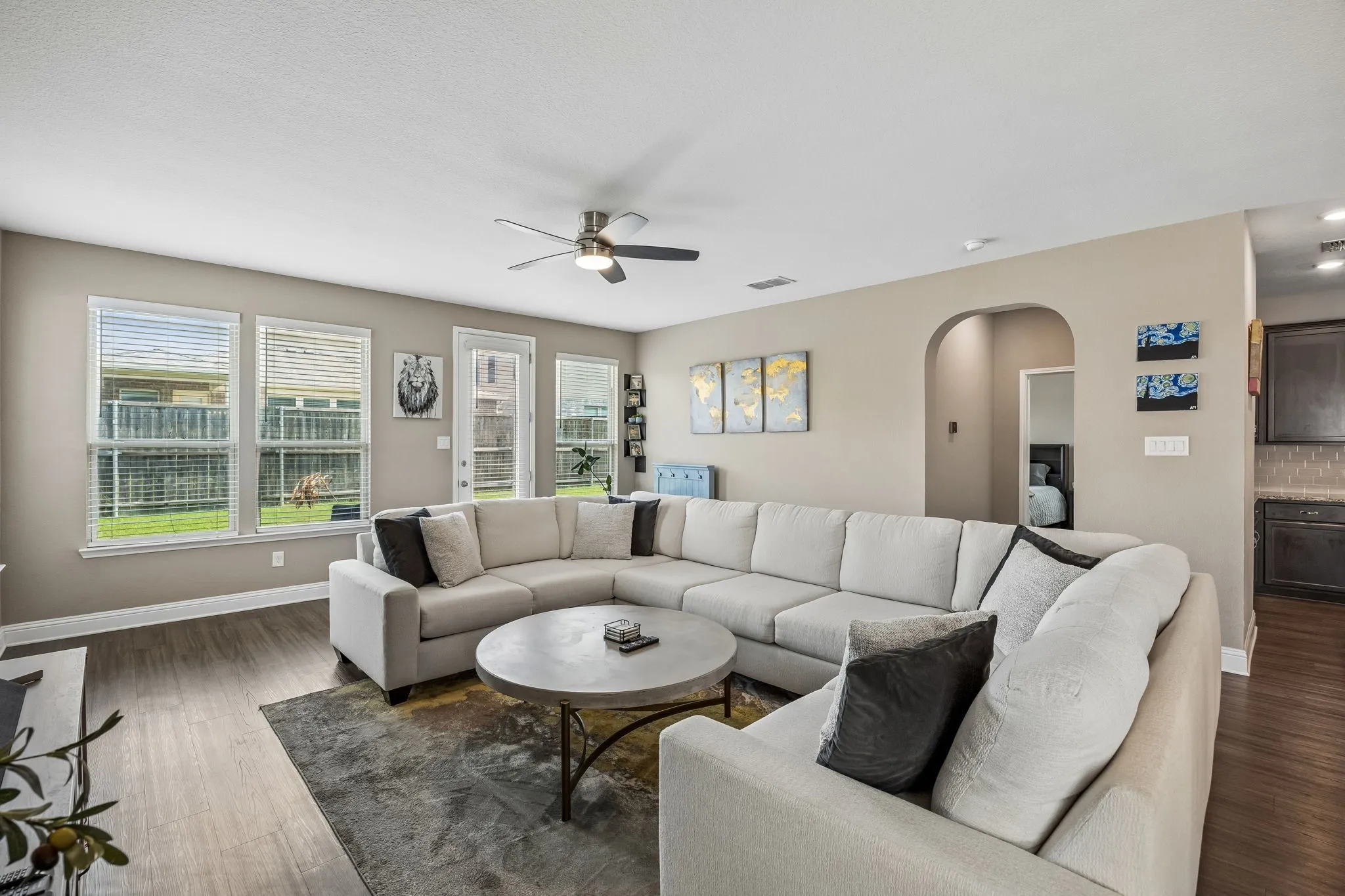 Single Family Residence For Sale in Tarrant County , 636 Fox View Drive, Fort Worth, Texas 76131, 4 Bedroom, 2 Bathroom, 2 Garage spaces, 2,208 Sqft, built in 2019, mls#21310067, Real Estate Agent in Fort Worth, Homes For Sale in Tarrant county, Homes For Sale in Fort Worth, Realtor in Fort Worth Texas, Real Estate Brokerage Independent Realty Texas, Luminita Cordes Realtor