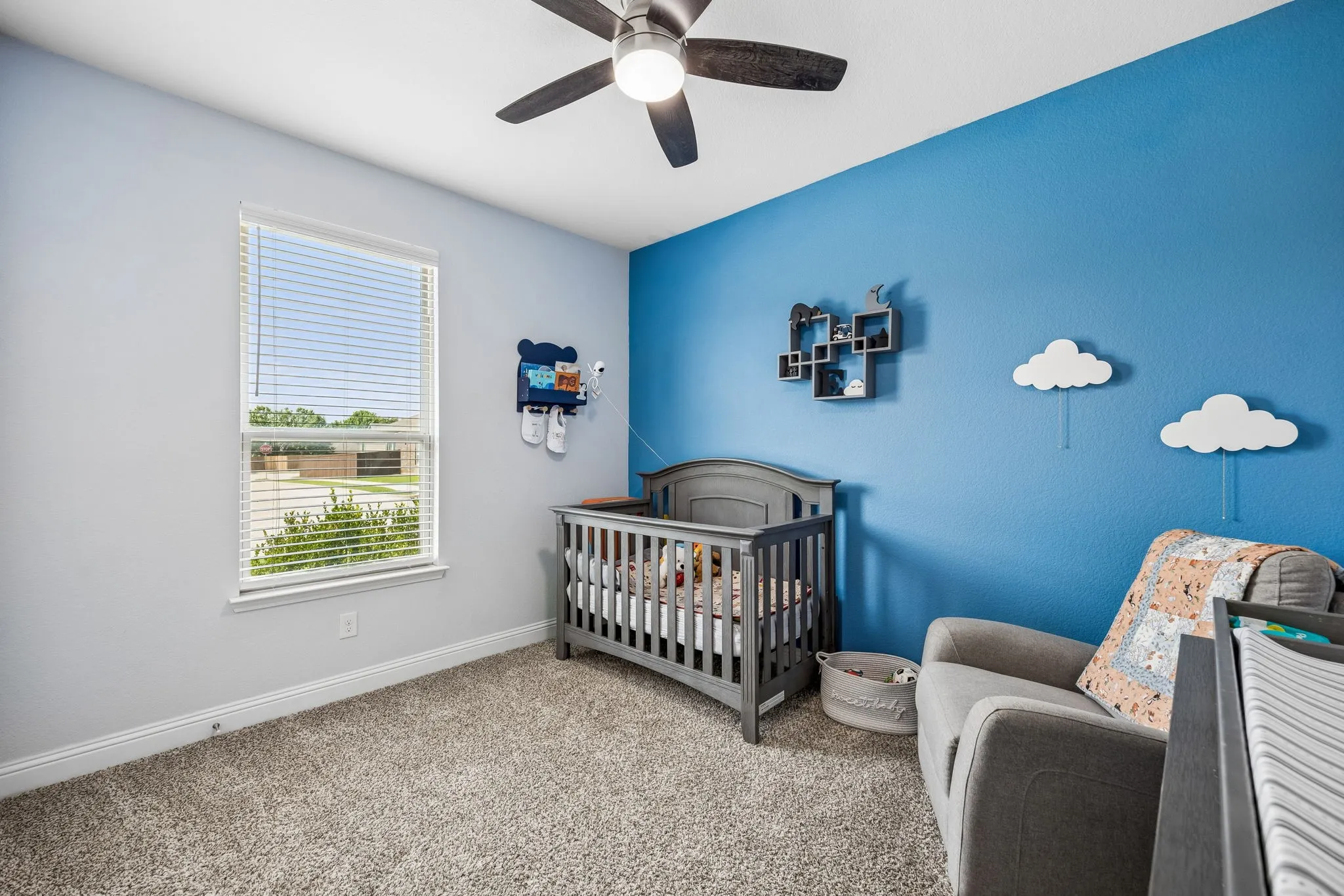 Single Family Residence For Sale in Tarrant County , 636 Fox View Drive, Fort Worth, Texas 76131, 4 Bedroom, 2 Bathroom, 2 Garage spaces, 2,208 Sqft, built in 2019, mls#21310067, Real Estate Agent in Fort Worth, Homes For Sale in Tarrant county, Homes For Sale in Fort Worth, Realtor in Fort Worth Texas, Real Estate Brokerage Independent Realty Texas, Luminita Cordes Realtor