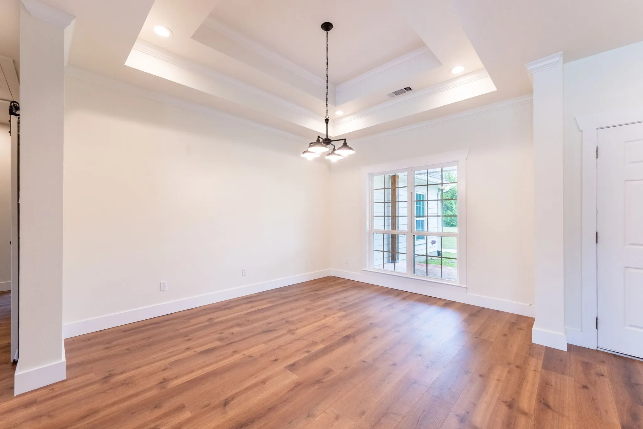 Farm For Sale in Grayson County , 38 Jubilee Farm Road, Bells, Texas 75414, 0, 4 Bathroom, 2 Garage spaces, 2,365 Sqft, built in 2017, mls#21303197, Real Estate Agent in Bells, Homes For Sale in Grayson county, Homes For Sale in Bells, Realtor in Bells Texas, Real Estate Brokerage Independent Realty Texas, Luminita Cordes Realtor