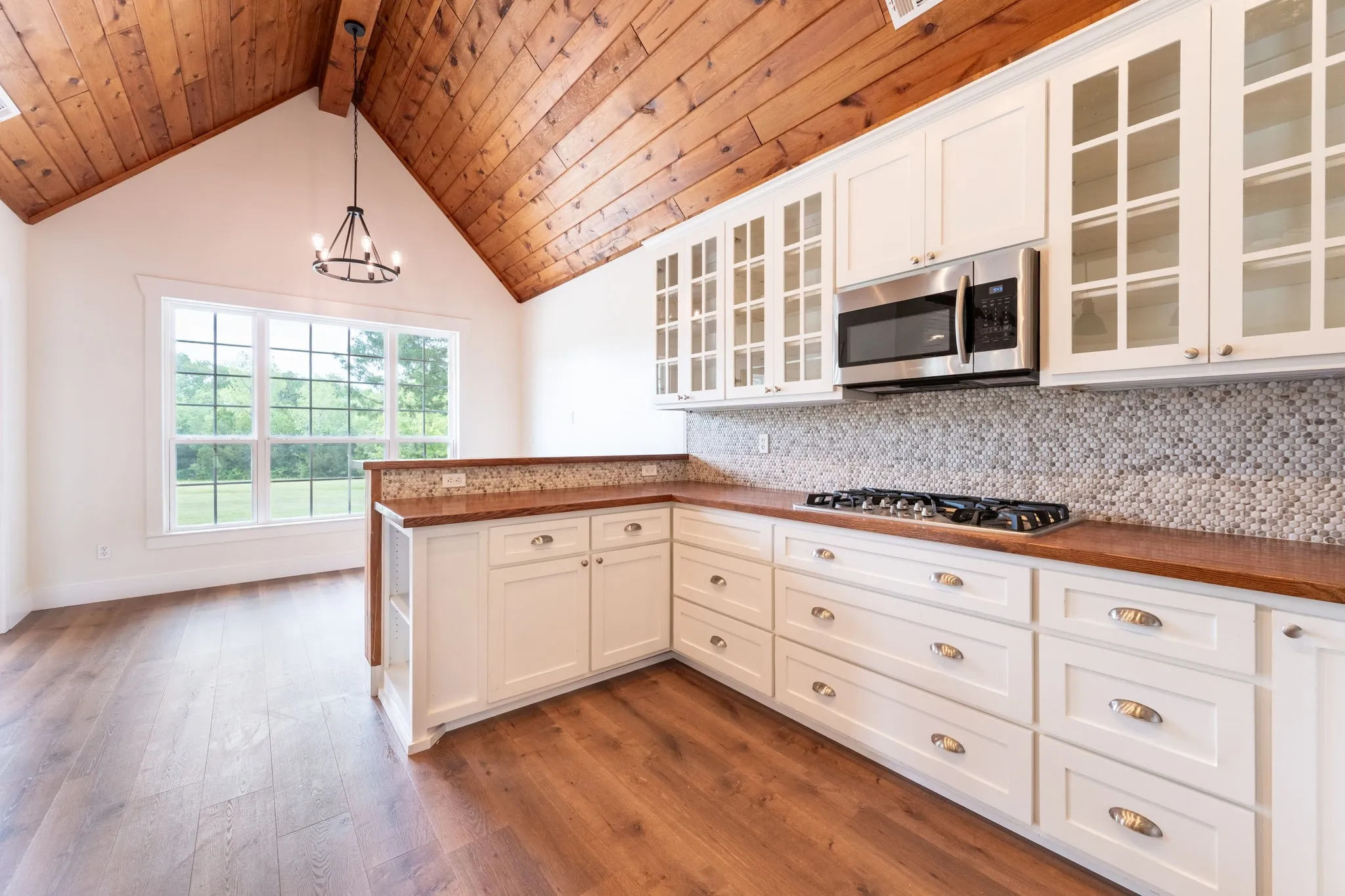 Farm For Sale in Grayson County , 38 Jubilee Farm Road, Bells, Texas 75414, 0, 4 Bathroom, 2 Garage spaces, 2,365 Sqft, built in 2017, mls#21303197, Real Estate Agent in Bells, Homes For Sale in Grayson county, Homes For Sale in Bells, Realtor in Bells Texas, Real Estate Brokerage Independent Realty Texas, Luminita Cordes Realtor