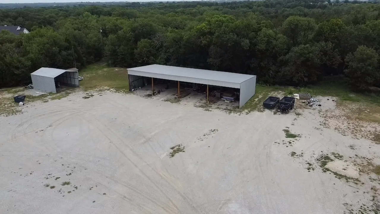 Farm For Sale in Grayson County , 38 Jubilee Farm Road, Bells, Texas 75414, 0, 4 Bathroom, 2 Garage spaces, 2,365 Sqft, built in 2017, mls#21303197, Real Estate Agent in Bells, Homes For Sale in Grayson county, Homes For Sale in Bells, Realtor in Bells Texas, Real Estate Brokerage Independent Realty Texas, Luminita Cordes Realtor