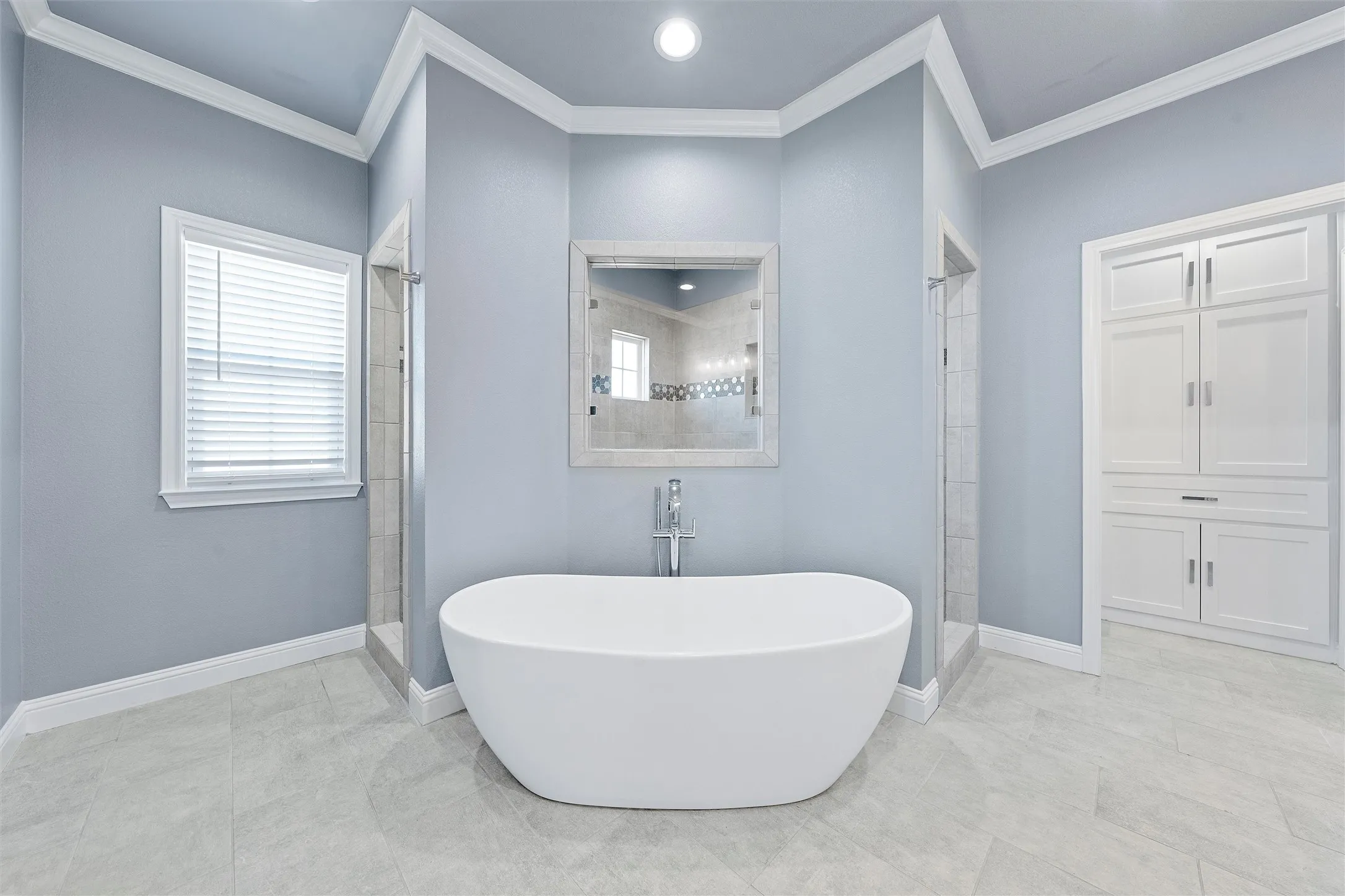 Single Family Residence For Sale in Mc Lennan County , 10053 Wildberry Drive, Waco, Texas 76712, 4 Bedroom, 3 Bathroom, 2 Garage spaces, 2,570 Sqft, built in 2020, mls#21313735, Real Estate Agent in Waco, Homes For Sale in Mc Lennan county, Homes For Sale in Waco, Realtor in Waco Texas, Real Estate Brokerage Independent Realty Texas, Luminita Cordes Realtor