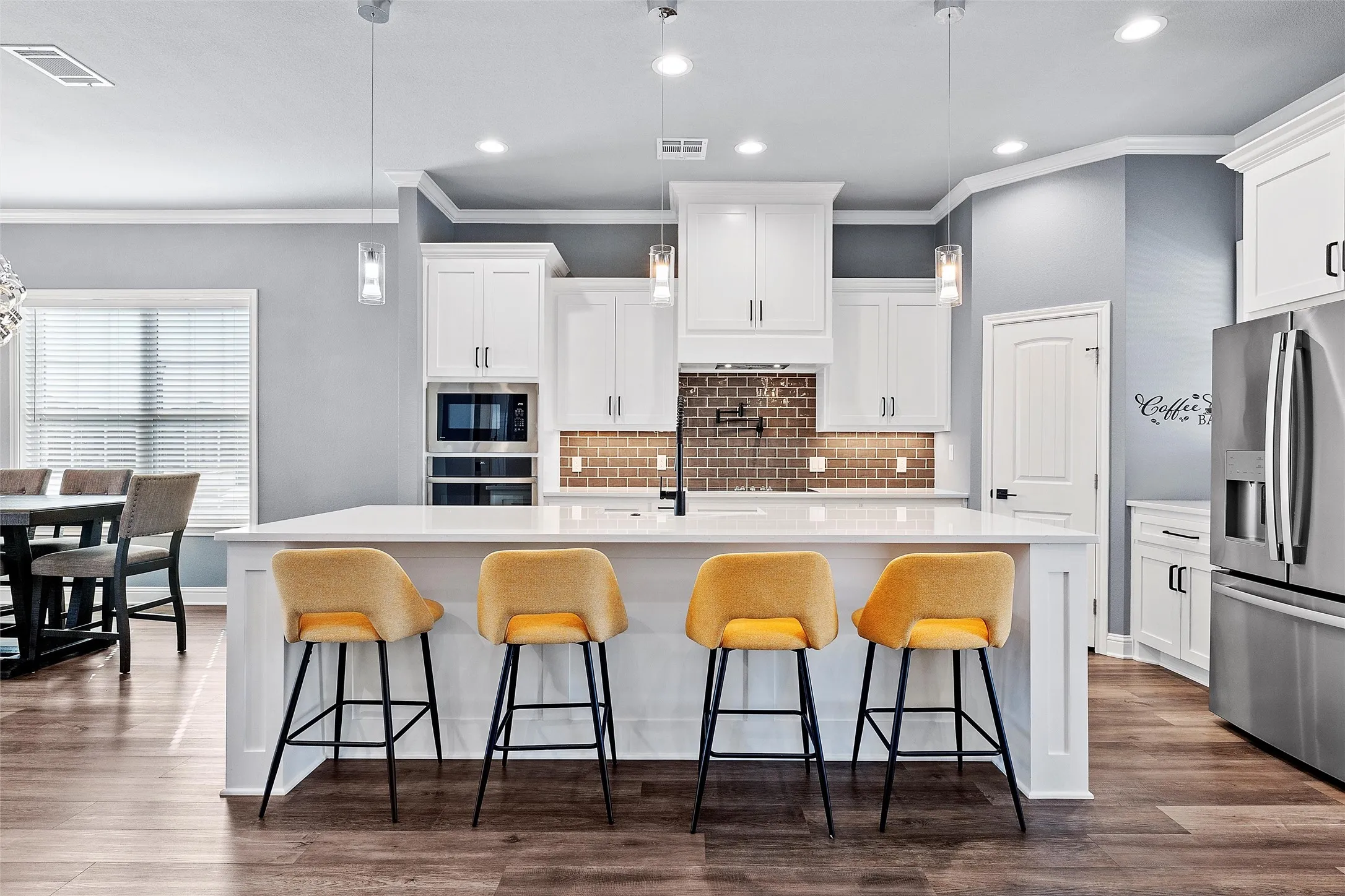 Single Family Residence For Sale in Mc Lennan County , 10053 Wildberry Drive, Waco, Texas 76712, 4 Bedroom, 3 Bathroom, 2 Garage spaces, 2,570 Sqft, built in 2020, mls#21313735, Real Estate Agent in Waco, Homes For Sale in Mc Lennan county, Homes For Sale in Waco, Realtor in Waco Texas, Real Estate Brokerage Independent Realty Texas, Luminita Cordes Realtor