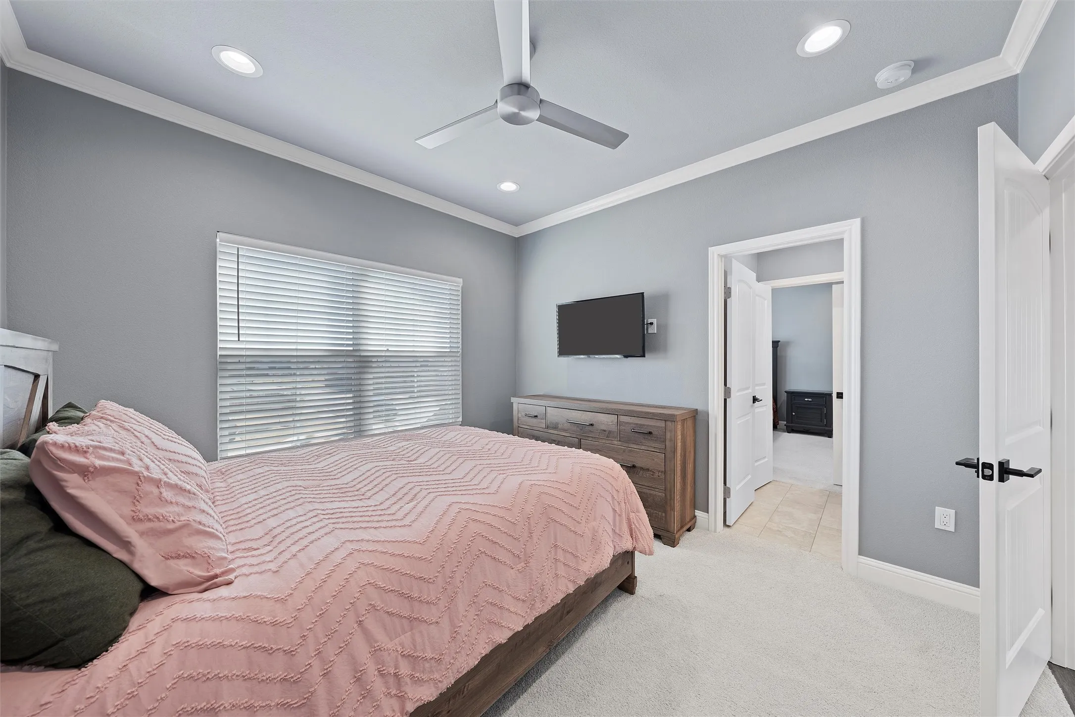 Single Family Residence For Sale in Mc Lennan County , 10053 Wildberry Drive, Waco, Texas 76712, 4 Bedroom, 3 Bathroom, 2 Garage spaces, 2,570 Sqft, built in 2020, mls#21313735, Real Estate Agent in Waco, Homes For Sale in Mc Lennan county, Homes For Sale in Waco, Realtor in Waco Texas, Real Estate Brokerage Independent Realty Texas, Luminita Cordes Realtor