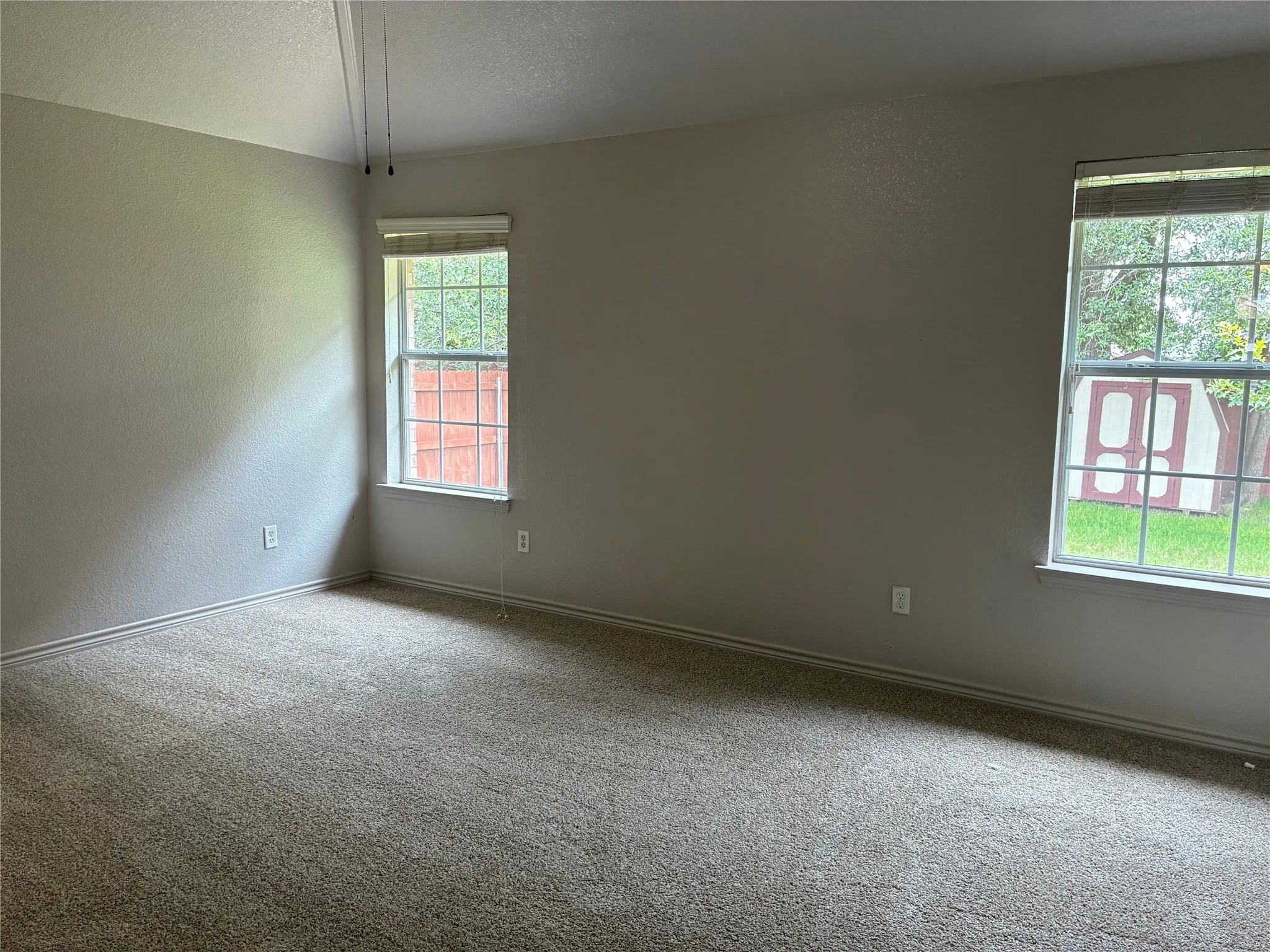Single Family Residence For Sale in Bell County , 5610 Mosaic Trail, Killeen, Texas 76542, 3 Bedrooms, 2 Bathrooms, 2 Garage spaces, 2,350 Sqft, built in 2008, Price $317,000, mls#21313068, Real Estate Agent in Killeen, Homes For Sale in Bell county, Homes For Sale in Killeen, Realtor in Killeen Texas, Real Estate Brokerage Independent Realty Texas, Luminita Cordes Realtor
