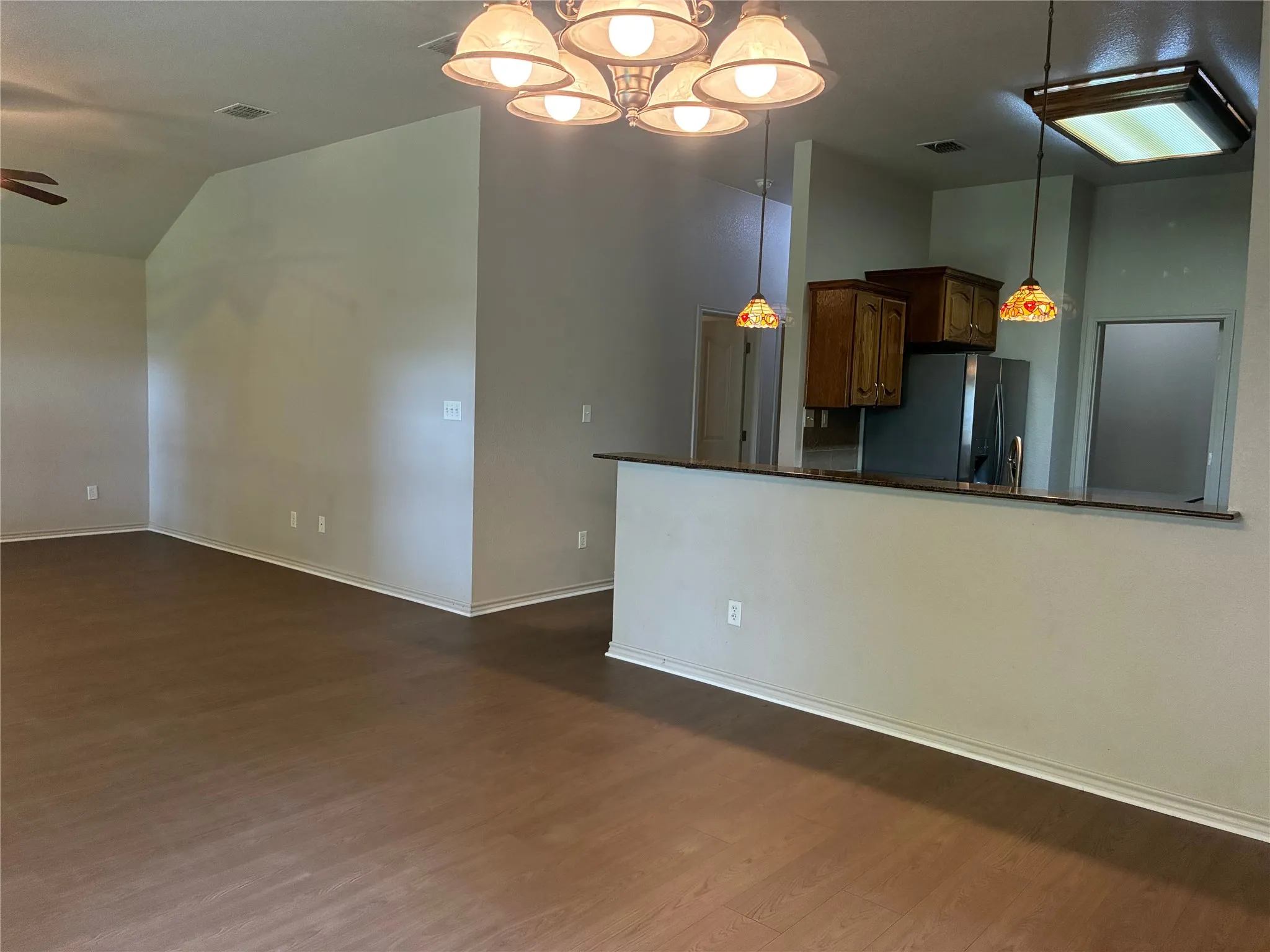 Single Family Residence For Sale in Bell County , 5610 Mosaic Trail, Killeen, Texas 76542, 3 Bedrooms, 2 Bathrooms, 2 Garage spaces, 2,350 Sqft, built in 2008, Price $317,000, mls#21313068, Real Estate Agent in Killeen, Homes For Sale in Bell county, Homes For Sale in Killeen, Realtor in Killeen Texas, Real Estate Brokerage Independent Realty Texas, Luminita Cordes Realtor