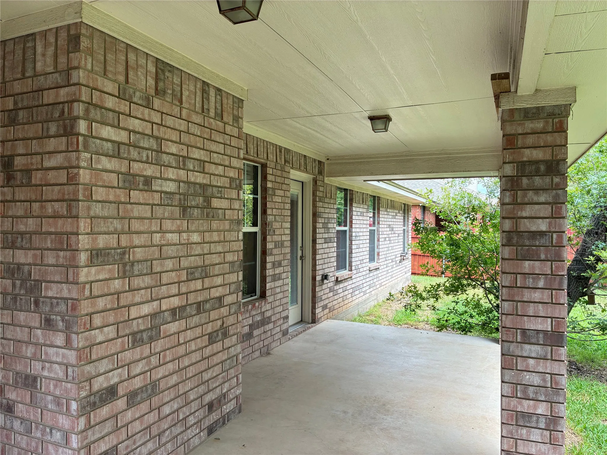 Single Family Residence For Sale in Bell County , 5610 Mosaic Trail, Killeen, Texas 76542, 3 Bedrooms, 2 Bathrooms, 2 Garage spaces, 2,350 Sqft, built in 2008, Price $317,000, mls#21313068, Real Estate Agent in Killeen, Homes For Sale in Bell county, Homes For Sale in Killeen, Realtor in Killeen Texas, Real Estate Brokerage Independent Realty Texas, Luminita Cordes Realtor