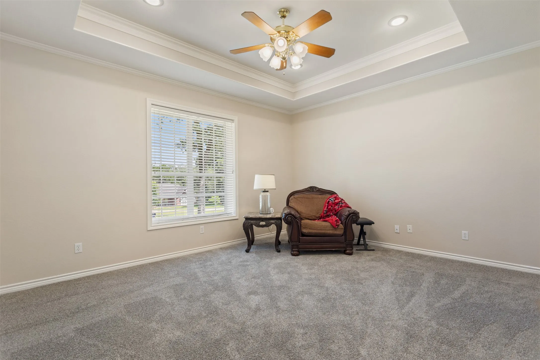 Single Family Residence For Sale in Smith County , 17681 Huckleberry Circle, Lindale, Texas 75771, 4 Bedroom, 3 Bathroom, 2 Garage spaces, 2,924 Sqft, built in 1999, mls#21313921, Real Estate Agent in Lindale, Homes For Sale in Smith county, Homes For Sale in Lindale, Realtor in Lindale Texas, Real Estate Brokerage Independent Realty Texas, Luminita Cordes Realtor