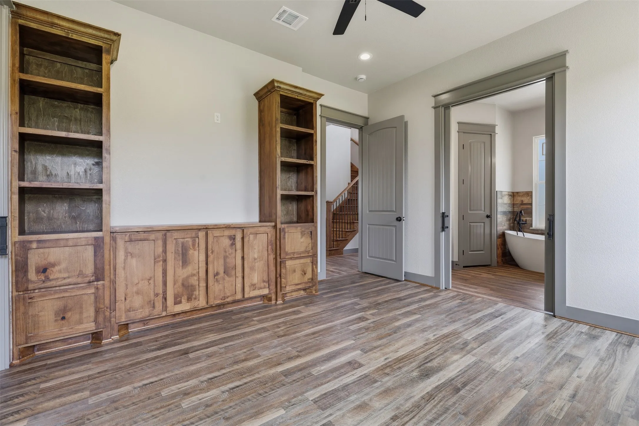 Single Family Residence For Sale in Johnson County , 9117 Old Wagon Trail, Rio Vista, Texas 76093, 4 Bedroom, 4 Bathroom, 2 Garage spaces, 2,831 Sqft, built in 2026, mls#21306553, Real Estate Agent in Rio Vista, Homes For Sale in Johnson county, Homes For Sale in Rio Vista, Realtor in Rio Vista Texas, Real Estate Brokerage Independent Realty Texas, Luminita Cordes Realtor
