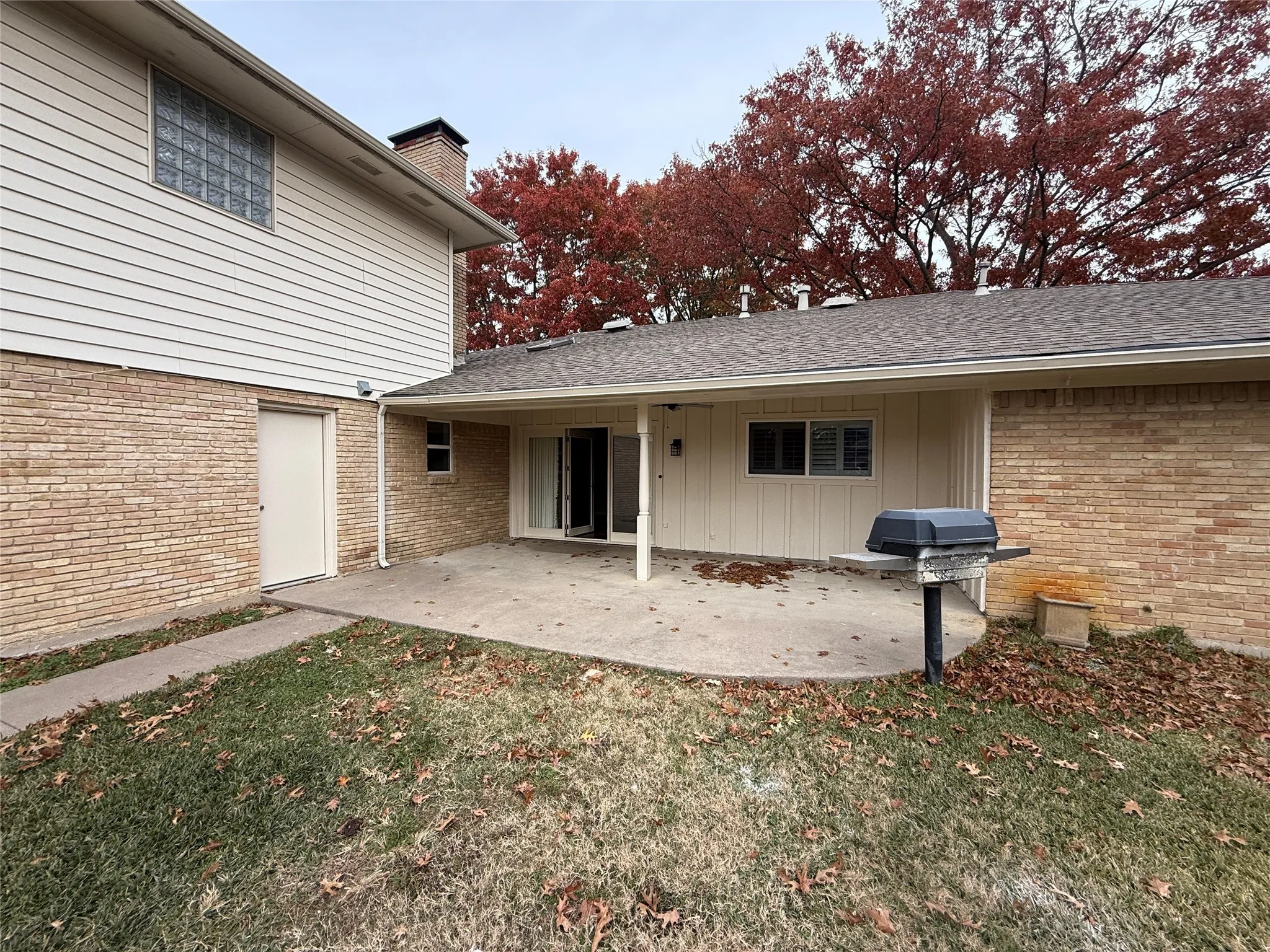 Single Family Residence For Rent in Dallas County , 4916 Sugar Mill Road, Dallas, Texas 75244, 5 Bedroom, 5 Bathroom, 2 Garage spaces, 3,044 Sqft, built in 1967, mls#21313932, Real Estate Agent in Dallas, Homes For Rent in Dallas county, Homes For Rent in Dallas, Realtor in Dallas Texas, Real Estate Brokerage Independent Realty Texas, Luminita Cordes Realtor