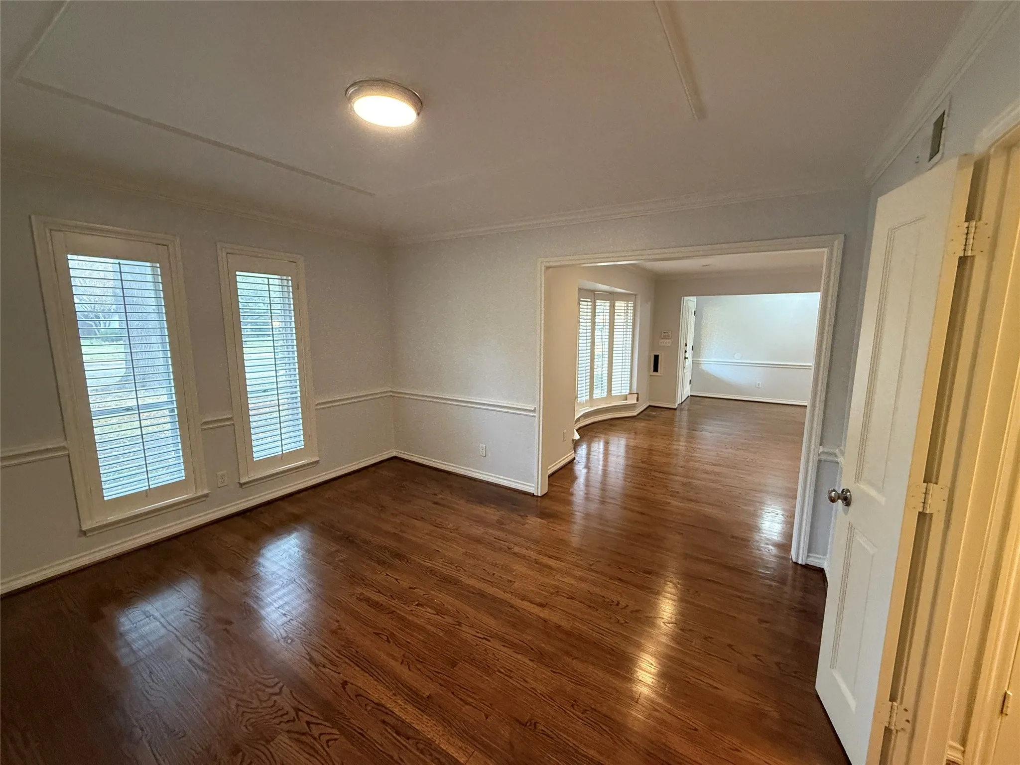 Single Family Residence For Rent in Dallas County , 4916 Sugar Mill Road, Dallas, Texas 75244, 5 Bedroom, 5 Bathroom, 2 Garage spaces, 3,044 Sqft, built in 1967, mls#21313932, Real Estate Agent in Dallas, Homes For Rent in Dallas county, Homes For Rent in Dallas, Realtor in Dallas Texas, Real Estate Brokerage Independent Realty Texas, Luminita Cordes Realtor