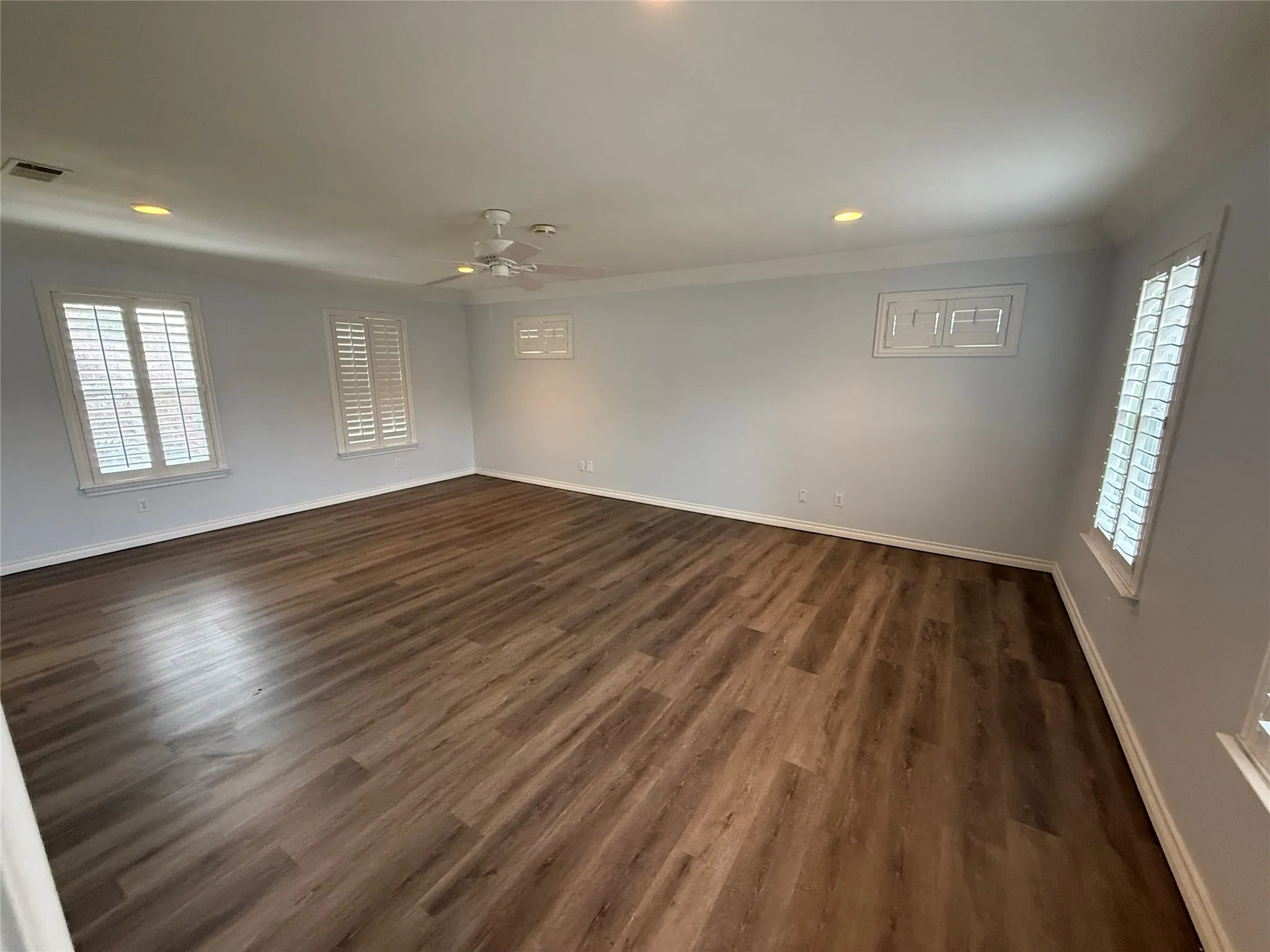 Single Family Residence For Rent in Dallas County , 4916 Sugar Mill Road, Dallas, Texas 75244, 5 Bedroom, 5 Bathroom, 2 Garage spaces, 3,044 Sqft, built in 1967, mls#21313932, Real Estate Agent in Dallas, Homes For Rent in Dallas county, Homes For Rent in Dallas, Realtor in Dallas Texas, Real Estate Brokerage Independent Realty Texas, Luminita Cordes Realtor