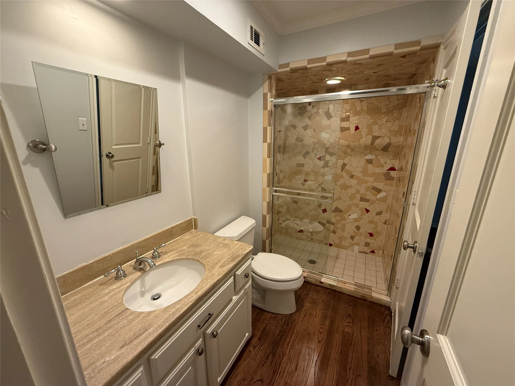 Single Family Residence For Rent in Dallas County , 4916 Sugar Mill Road, Dallas, Texas 75244, 5 Bedroom, 5 Bathroom, 2 Garage spaces, 3,044 Sqft, built in 1967, mls#21313932, Real Estate Agent in Dallas, Homes For Rent in Dallas county, Homes For Rent in Dallas, Realtor in Dallas Texas, Real Estate Brokerage Independent Realty Texas, Luminita Cordes Realtor