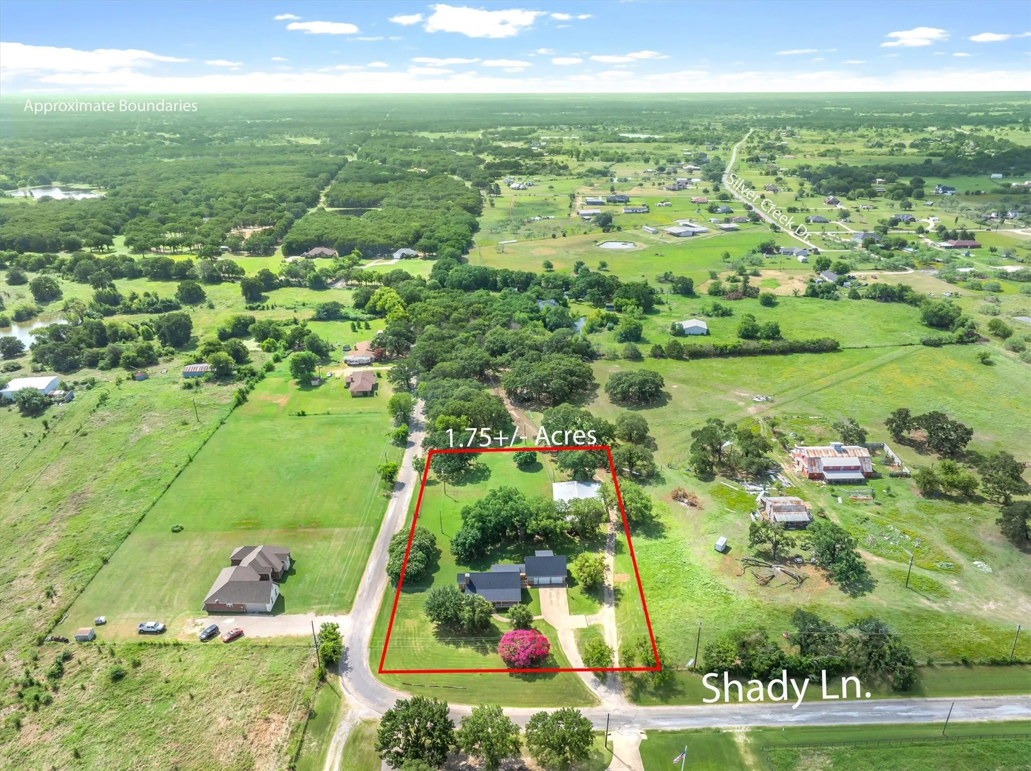 Single Family Residence For Sale in Kaufman County , 7871 Shady Lane, Scurry, Texas 75158, 4 Bedroom, 3 Bathroom, 2 Garage spaces, 2,487 Sqft, built in 1999, mls#21311556, Real Estate Agent in Scurry, Homes For Sale in Kaufman county, Homes For Sale in Scurry, Realtor in Scurry Texas, Real Estate Brokerage Independent Realty Texas, Luminita Cordes Realtor