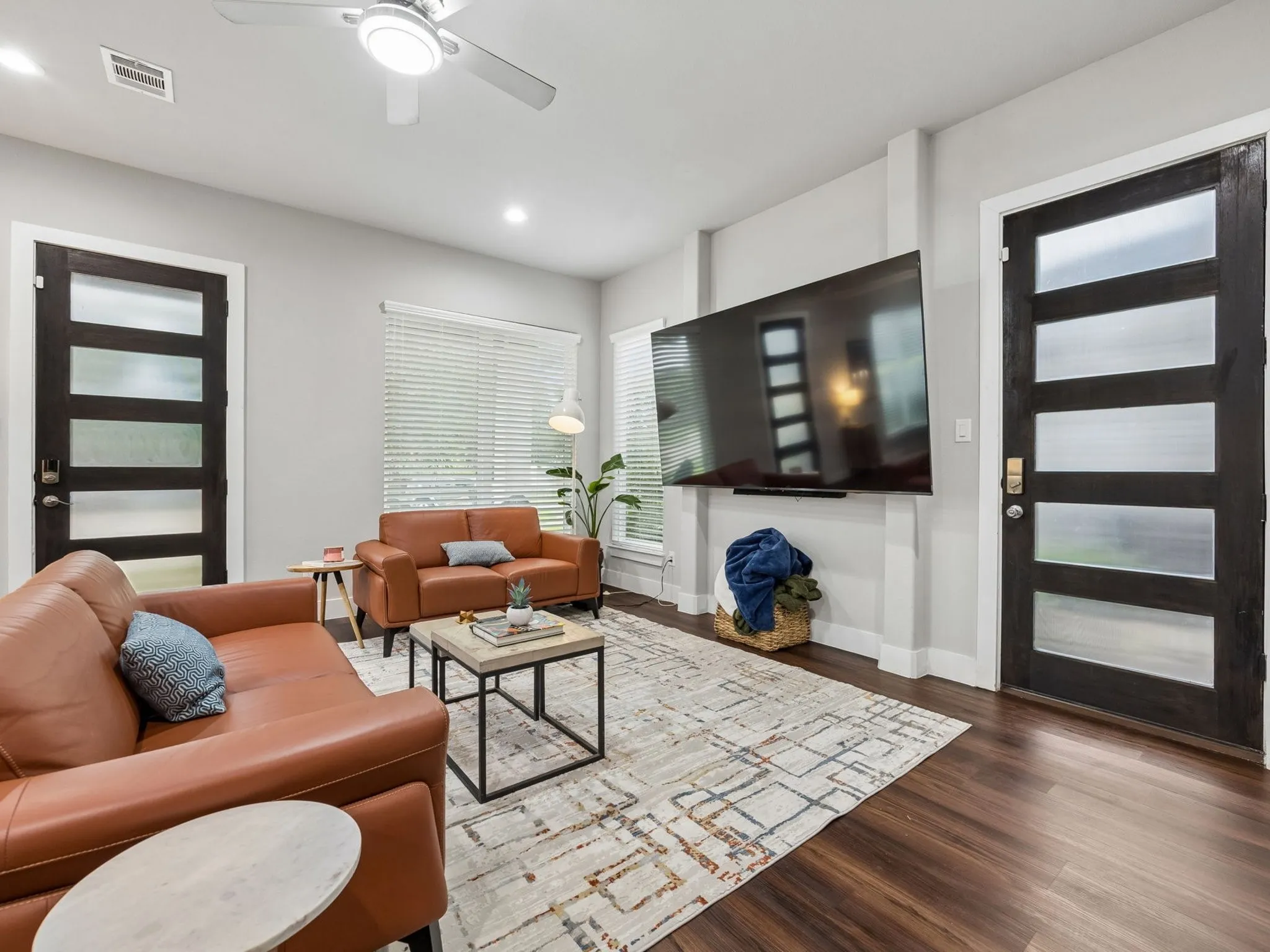 Access to patio from living room