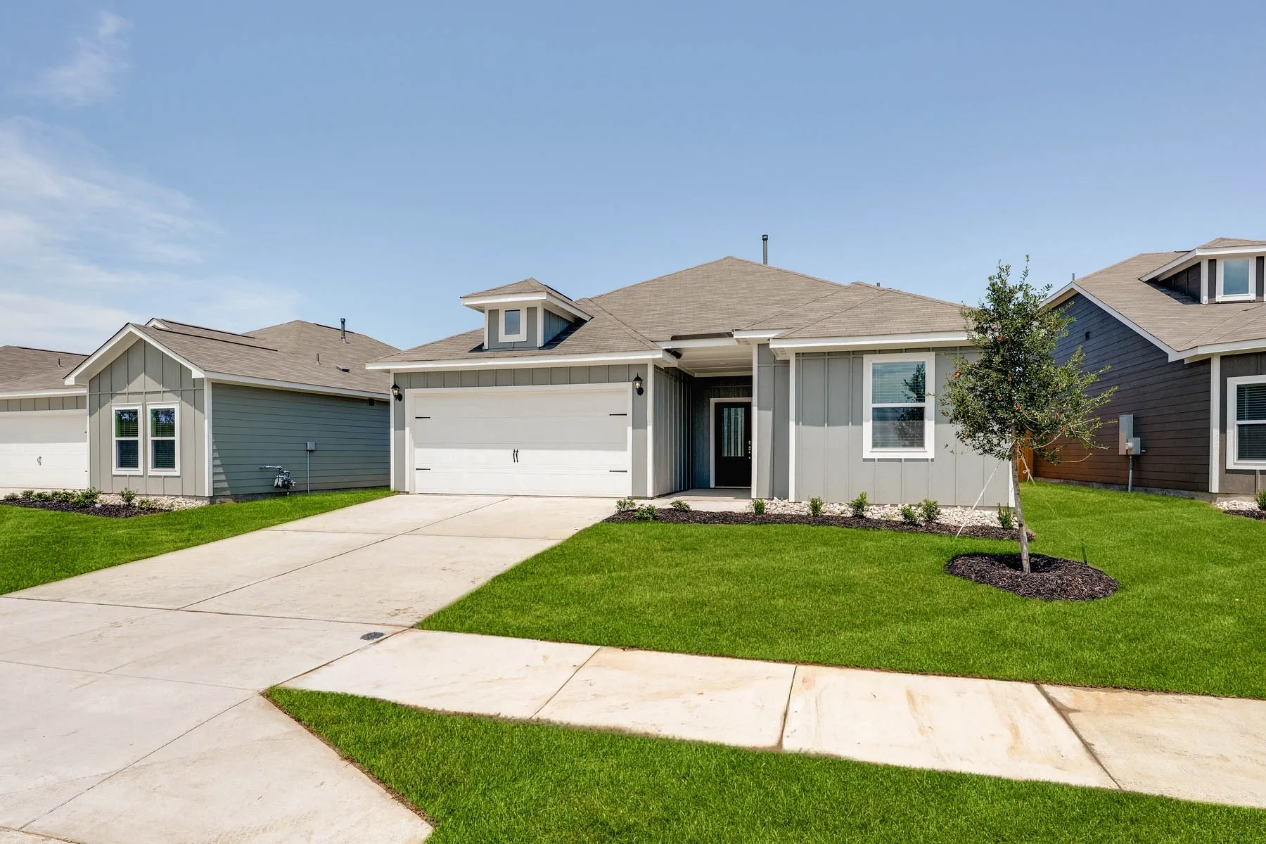 Single Family Residence For Rent in Tarrant County , 1305 Helca Drive, Fort Worth, Texas 76140, 4 Bedroom, 2 Bathroom, 2 Garage spaces, 1,724 Sqft, built in 2026, mls#21313951, Real Estate Agent in Fort Worth, Homes For Rent in Tarrant county, Homes For Rent in Fort Worth, Realtor in Fort Worth Texas, Real Estate Brokerage Independent Realty Texas, Luminita Cordes Realtor