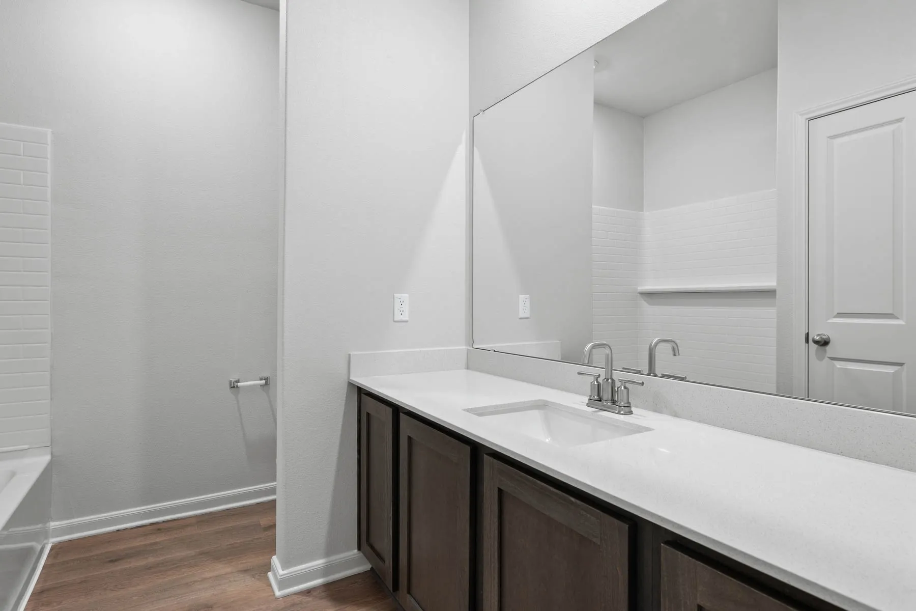 Single Family Residence For Rent in Tarrant County , 1305 Helca Drive, Fort Worth, Texas 76140, 4 Bedroom, 2 Bathroom, 2 Garage spaces, 1,724 Sqft, built in 2026, mls#21313951, Real Estate Agent in Fort Worth, Homes For Rent in Tarrant county, Homes For Rent in Fort Worth, Realtor in Fort Worth Texas, Real Estate Brokerage Independent Realty Texas, Luminita Cordes Realtor