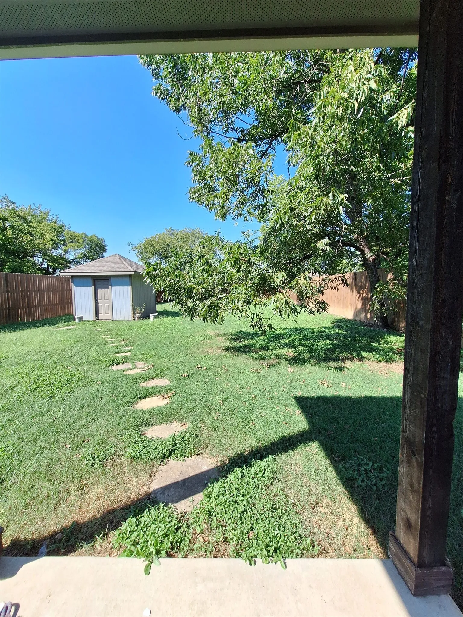 Single Family Residence For Rent in Dallas County , 4107 Canada Drive, Dallas, Texas 75212, 4 Bedroom, 3 Bathroom, Garage spaces, 1,533 Sqft, built in 2018, mls#21313882, Real Estate Agent in Dallas, Homes For Rent in Dallas county, Homes For Rent in Dallas, Realtor in Dallas Texas, Real Estate Brokerage Independent Realty Texas, Luminita Cordes Realtor